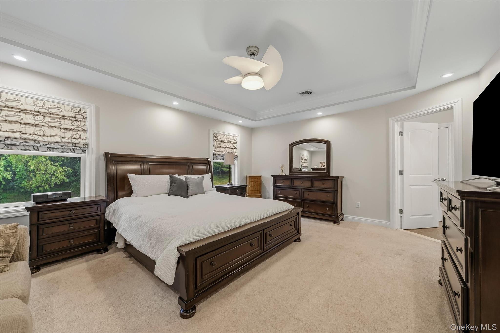 16 Canterbury Lane Property Photo 26