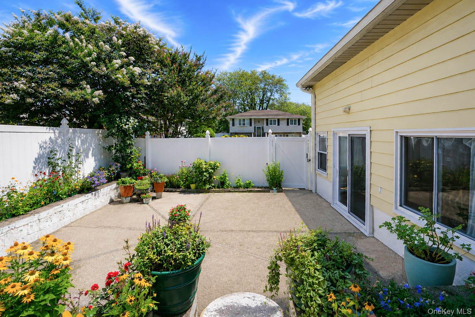 266 Albert Street Property Photo 37