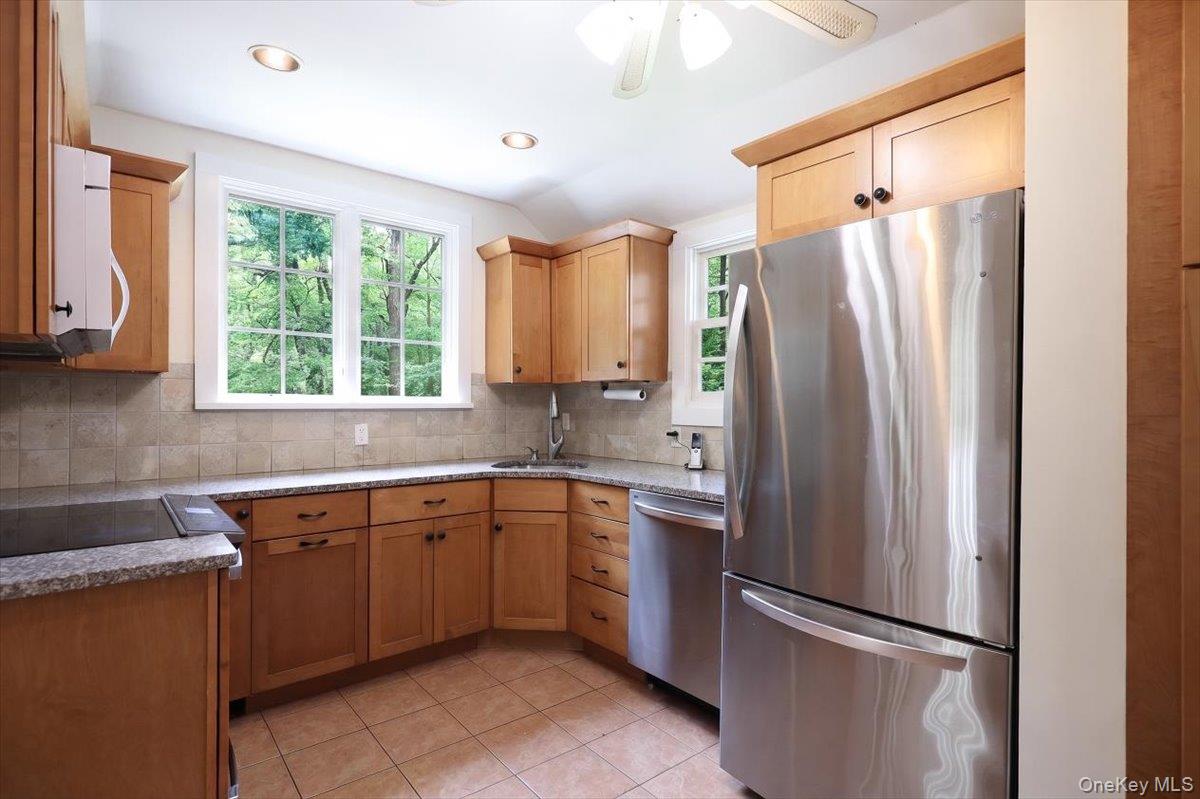 58 Belden Road Property Photo 4