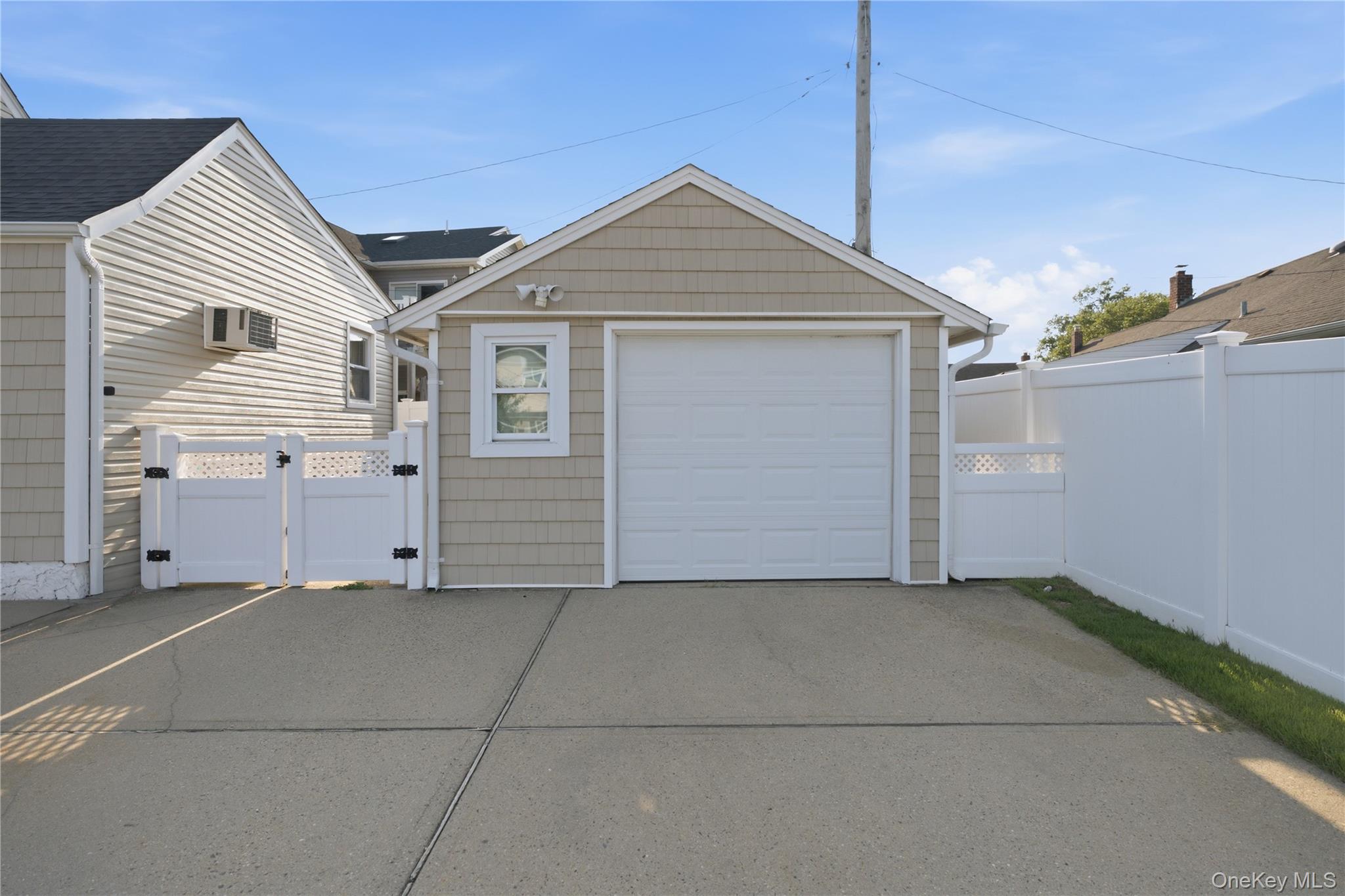 790 Woodside Drive Property Photo 20