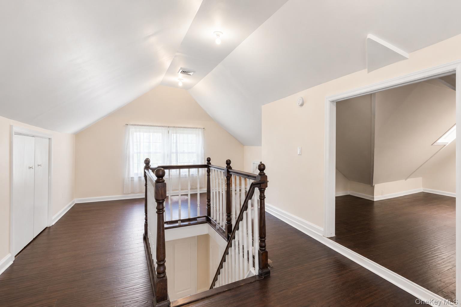 439 W Olive Street Property Photo 12