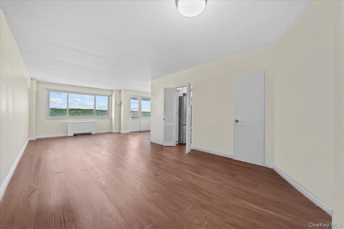 2621 Palisade Avenue 12c Property Photo 4