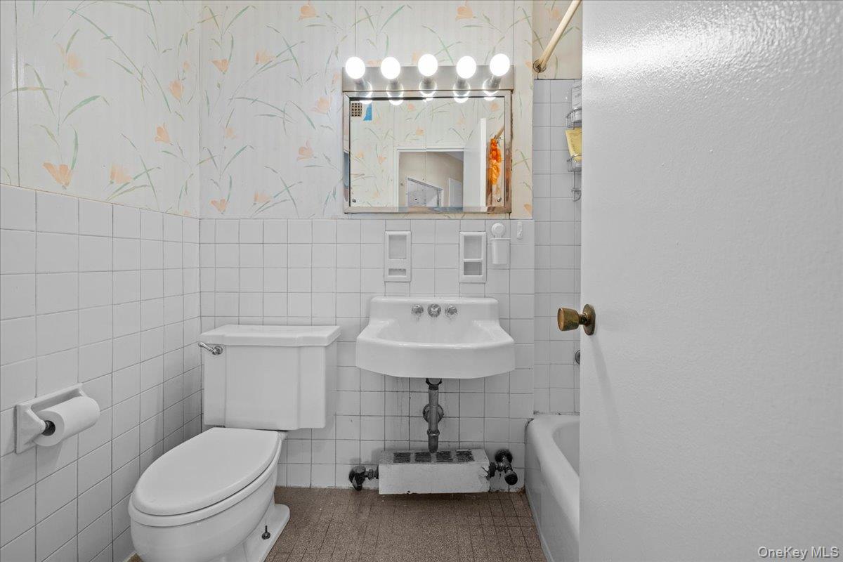 2621 Palisade Avenue 12c Property Photo 16