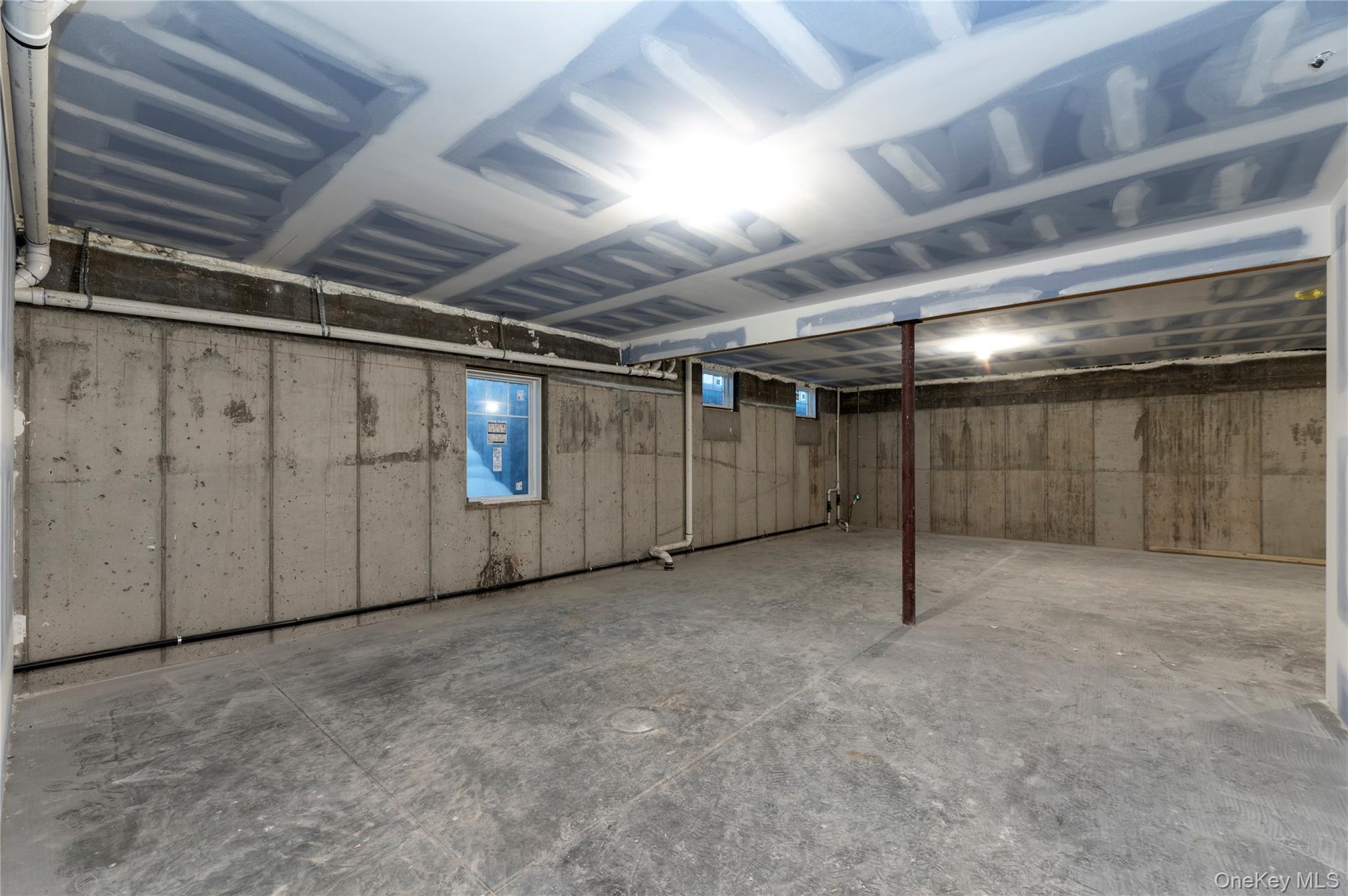 352 Holt Drive Property Photo 28