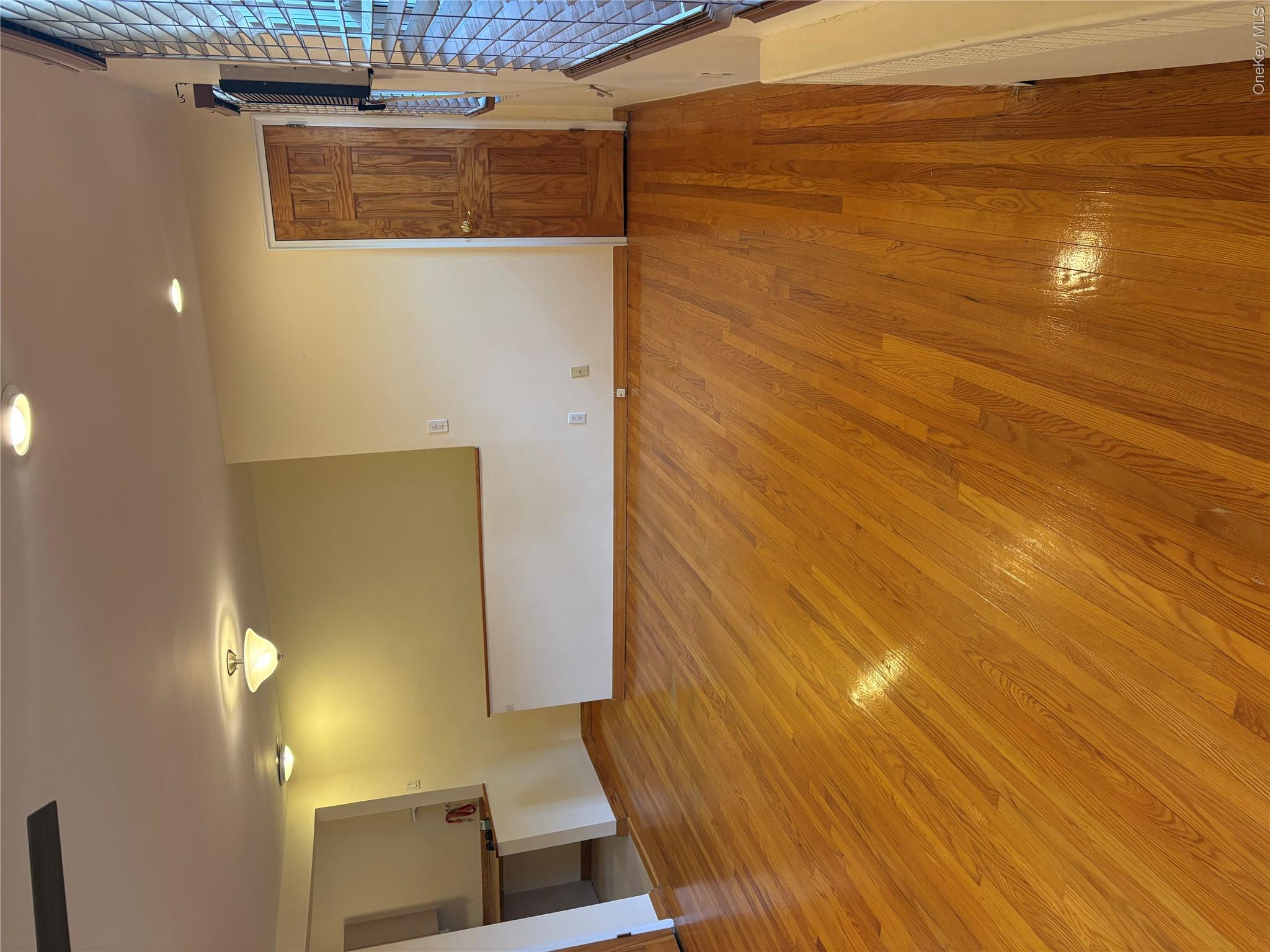 268-18 81st Avenue B Property Photo 2