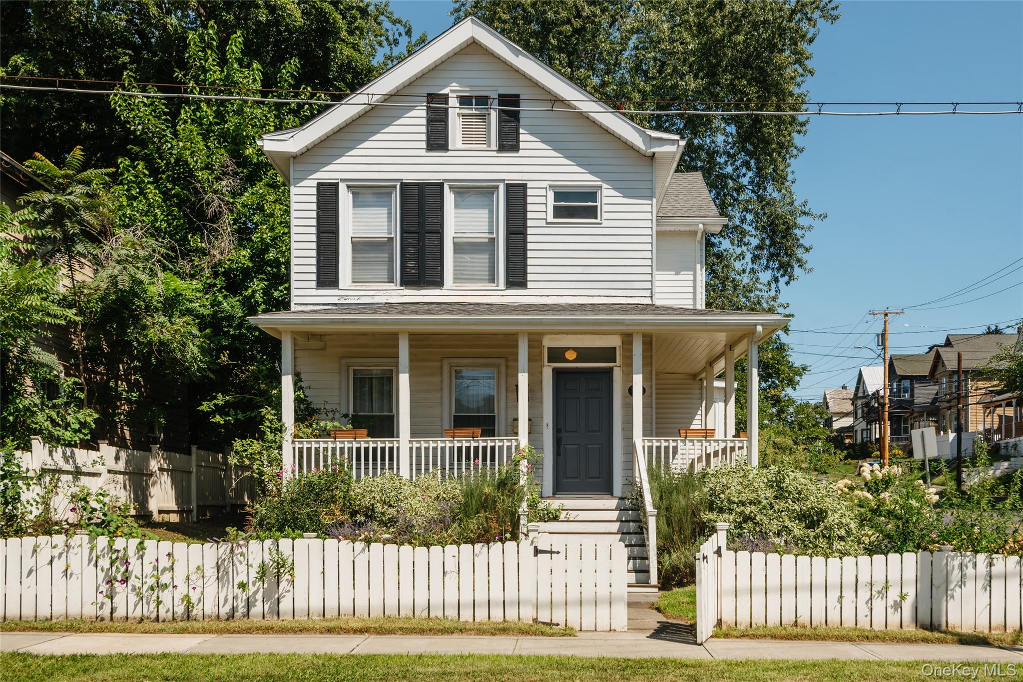 328 Hasbrouck Avenue Property Photo 1