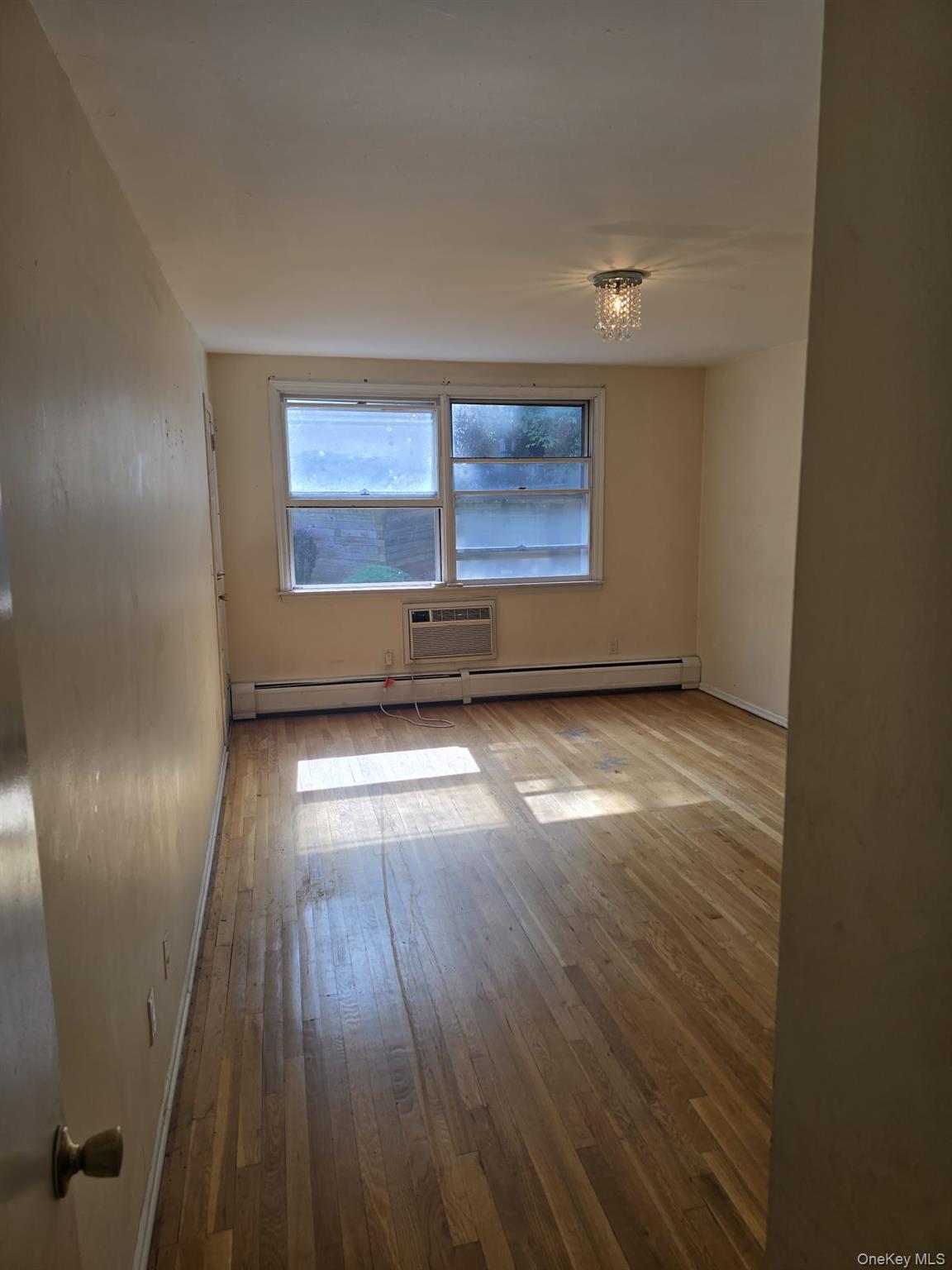 152 Kearsing Parkway B Property Photo 11