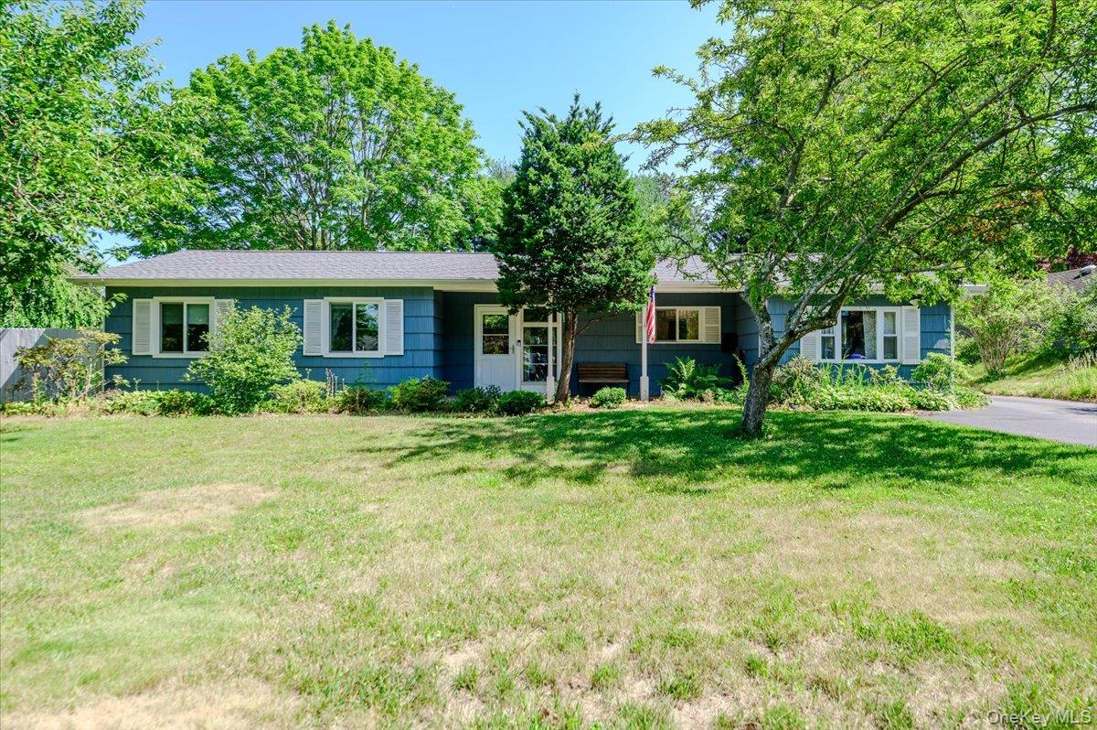 14 Akron Place Property Photo 1