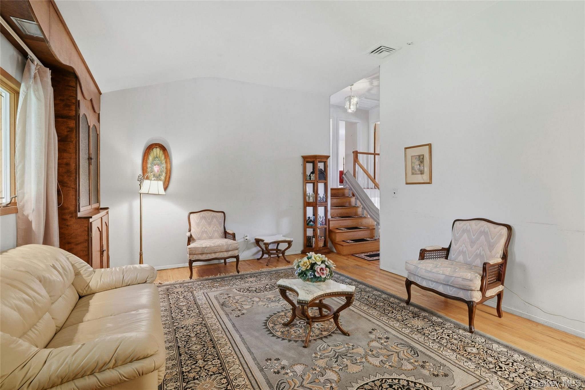 12 Kenny Street Property Photo 5