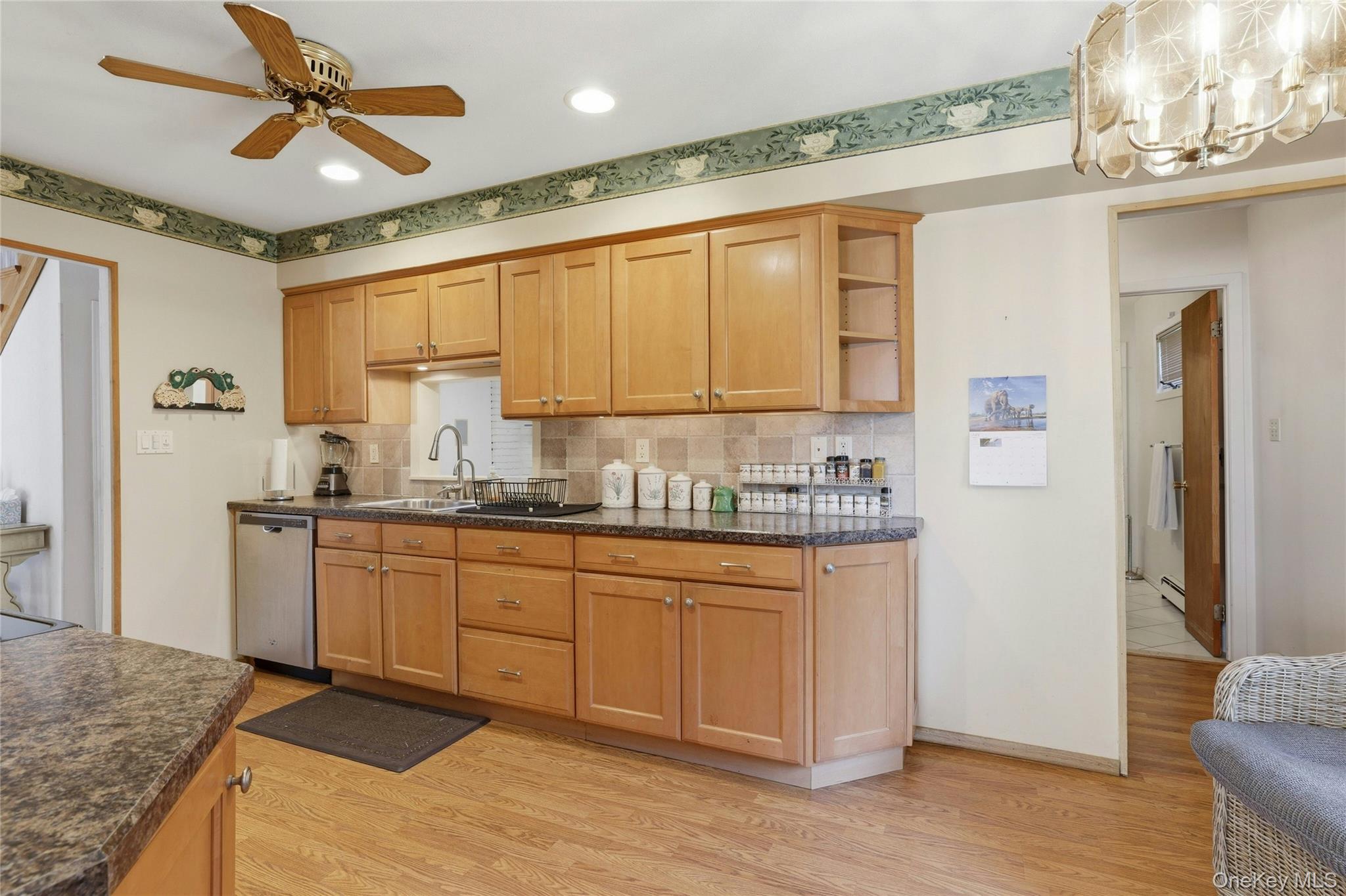 12 Kenny Street Property Photo 9