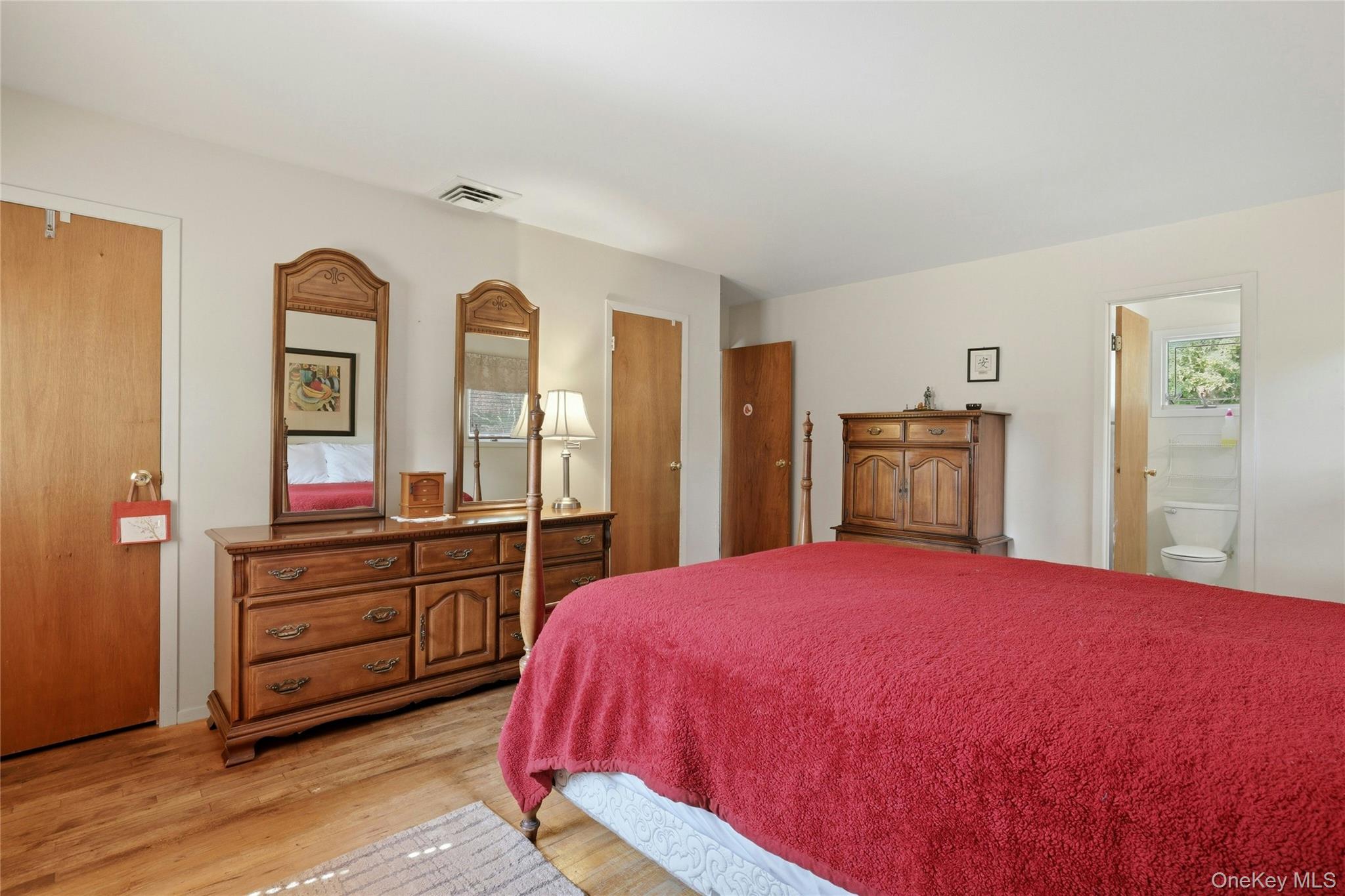12 Kenny Street Property Photo 26