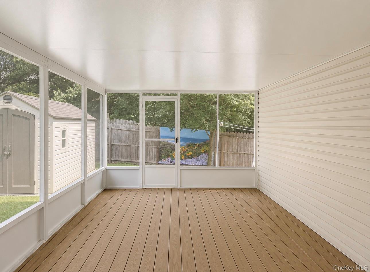658-h8 Sound Avenue Property Photo 7
