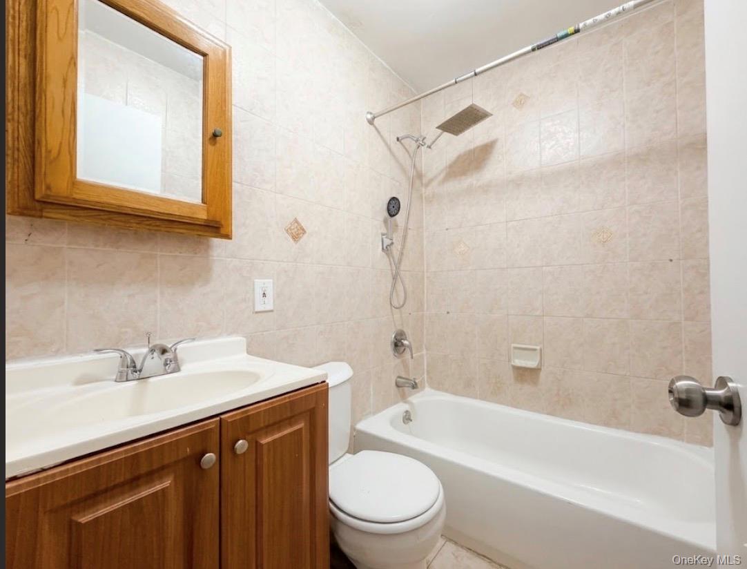 1189 Grant Avenue 3 Property Photo 11