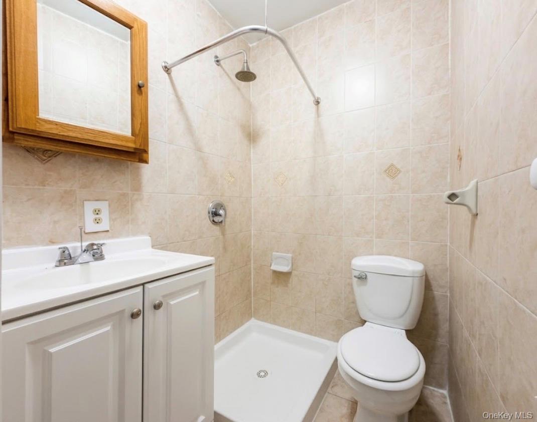 1189 Grant Avenue 3 Property Photo 16