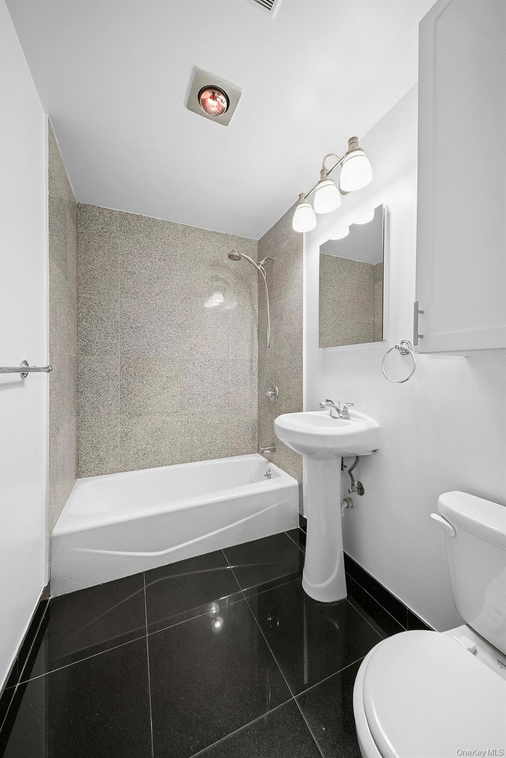 655 Chestnut Street 2nd Fl Property Photo 10