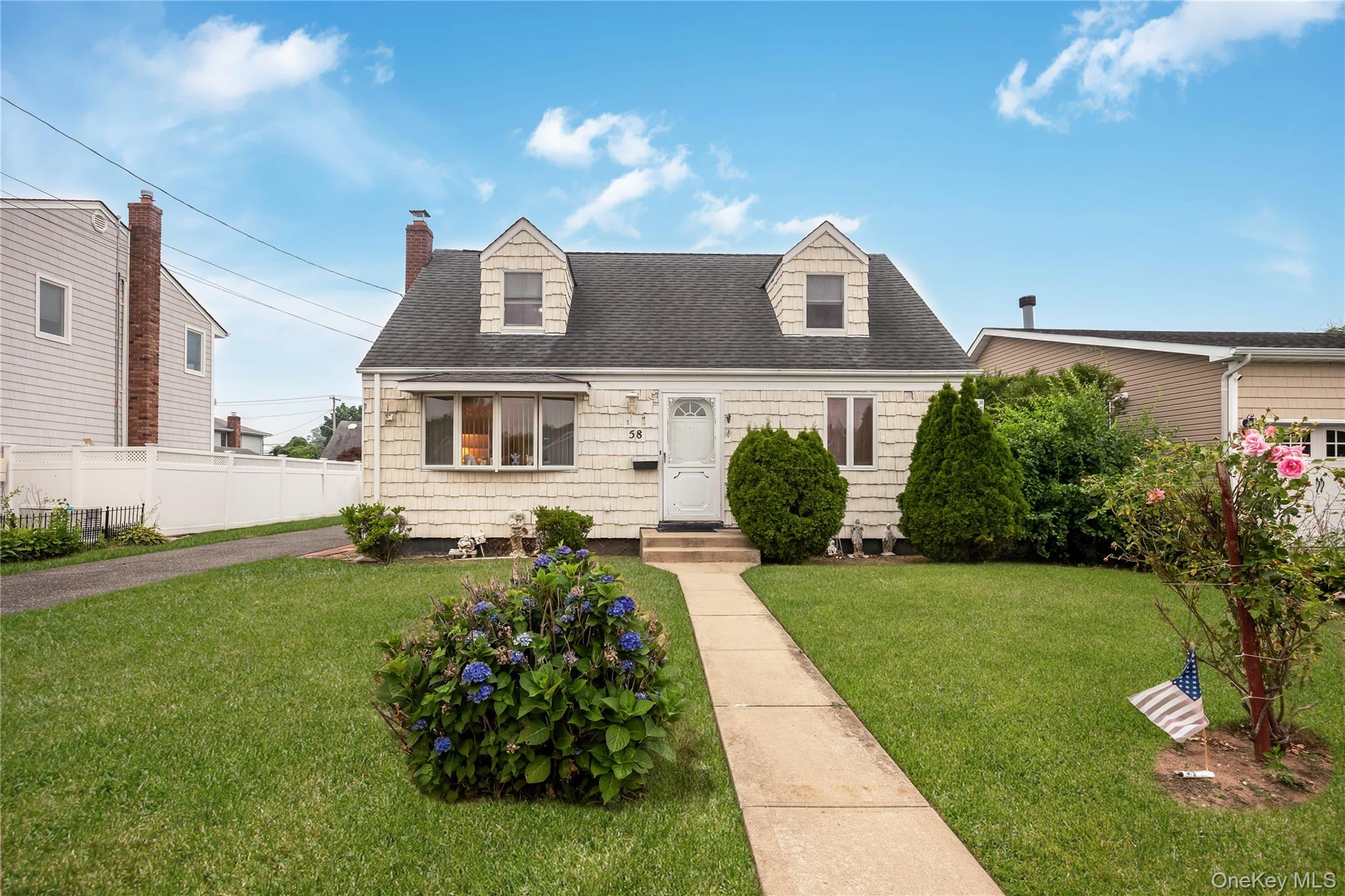 58 S Crescent Drive Property Photo 1