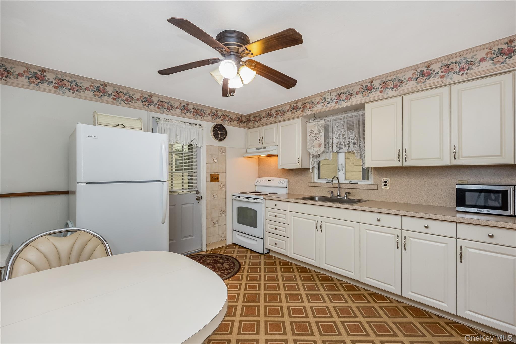 58 S Crescent Drive Property Photo 10
