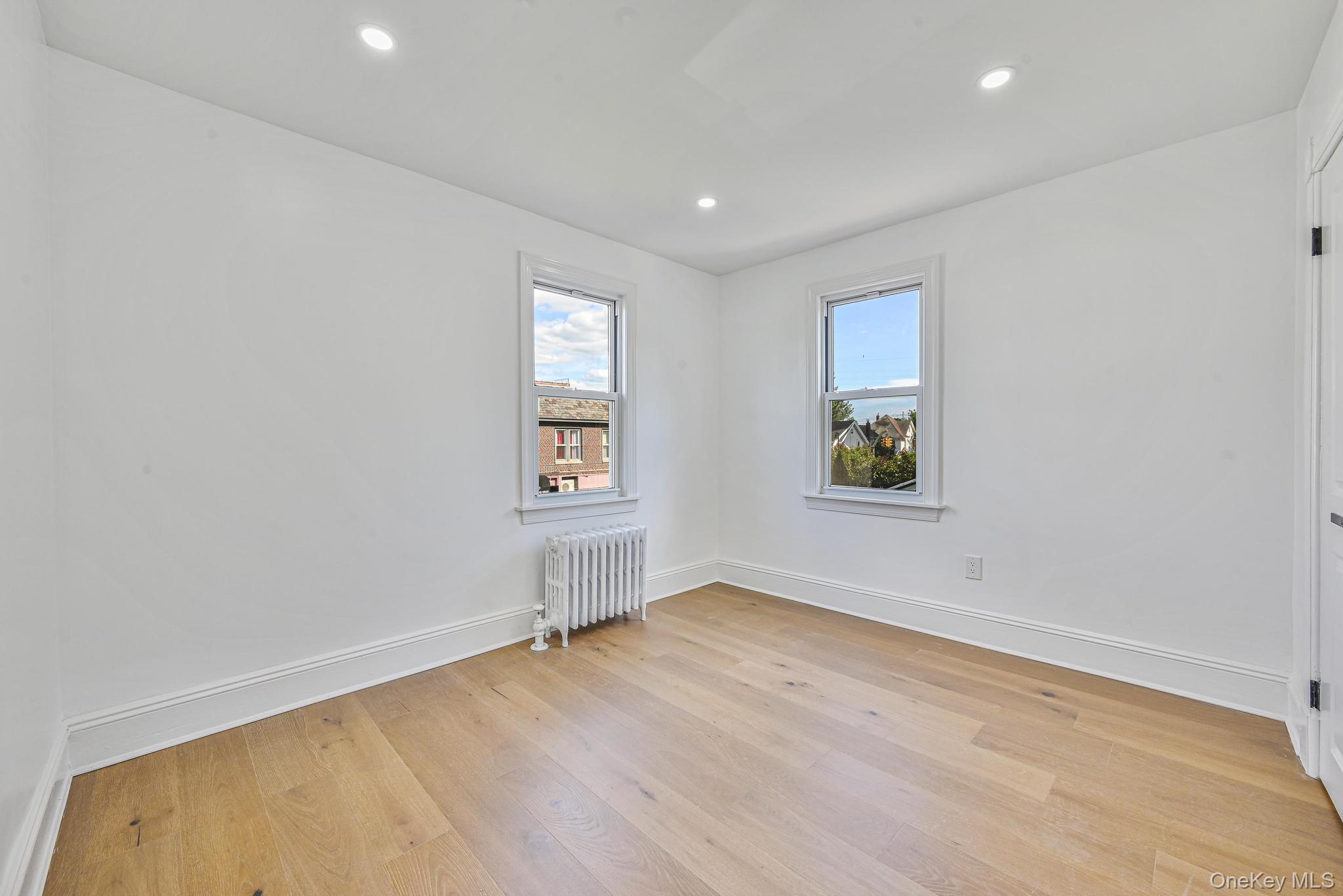 108 N Forest Avenue Property Photo 17