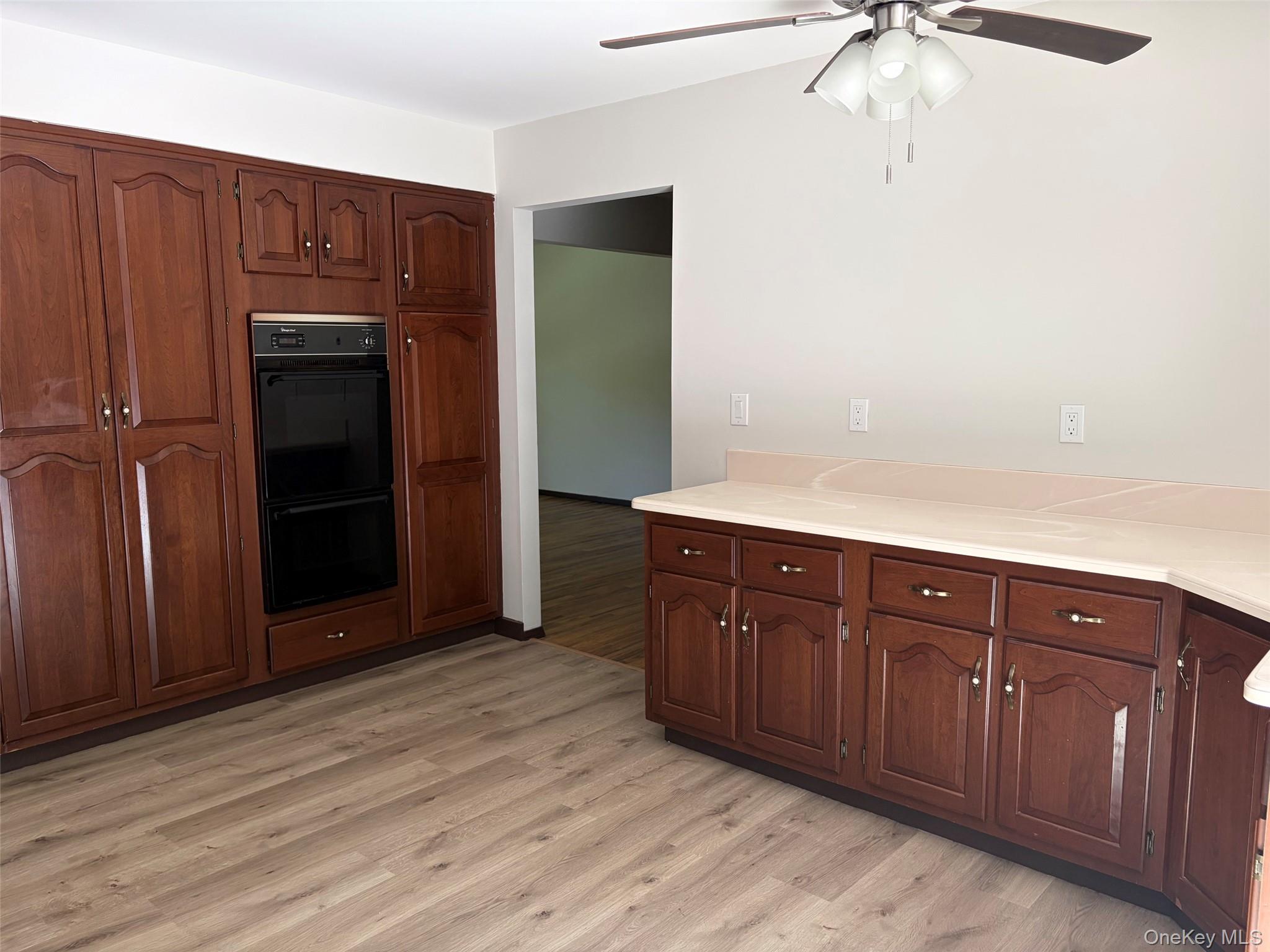 251 Kings Highway Property Photo 7