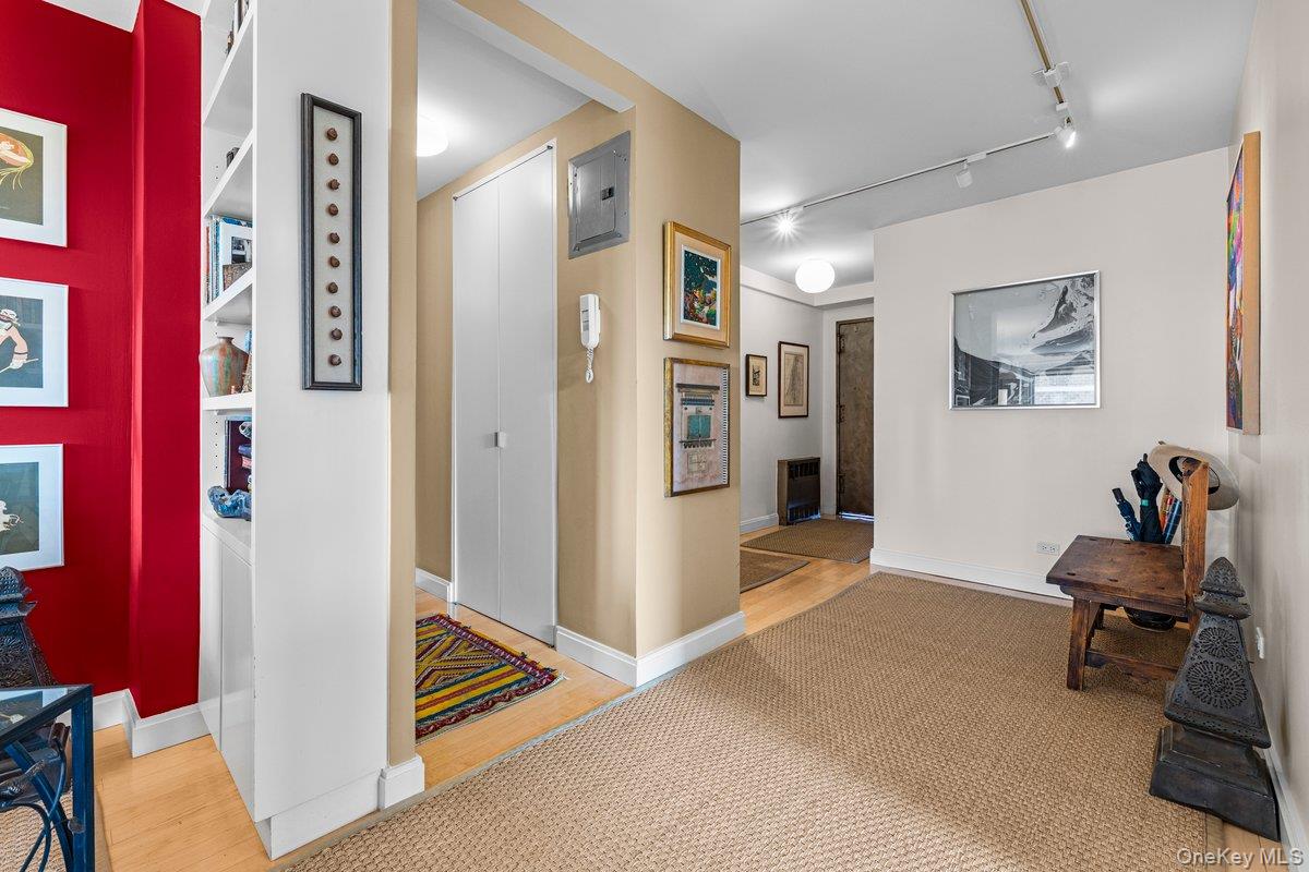 2575 Palisade Avenue 12ab Property Photo 4