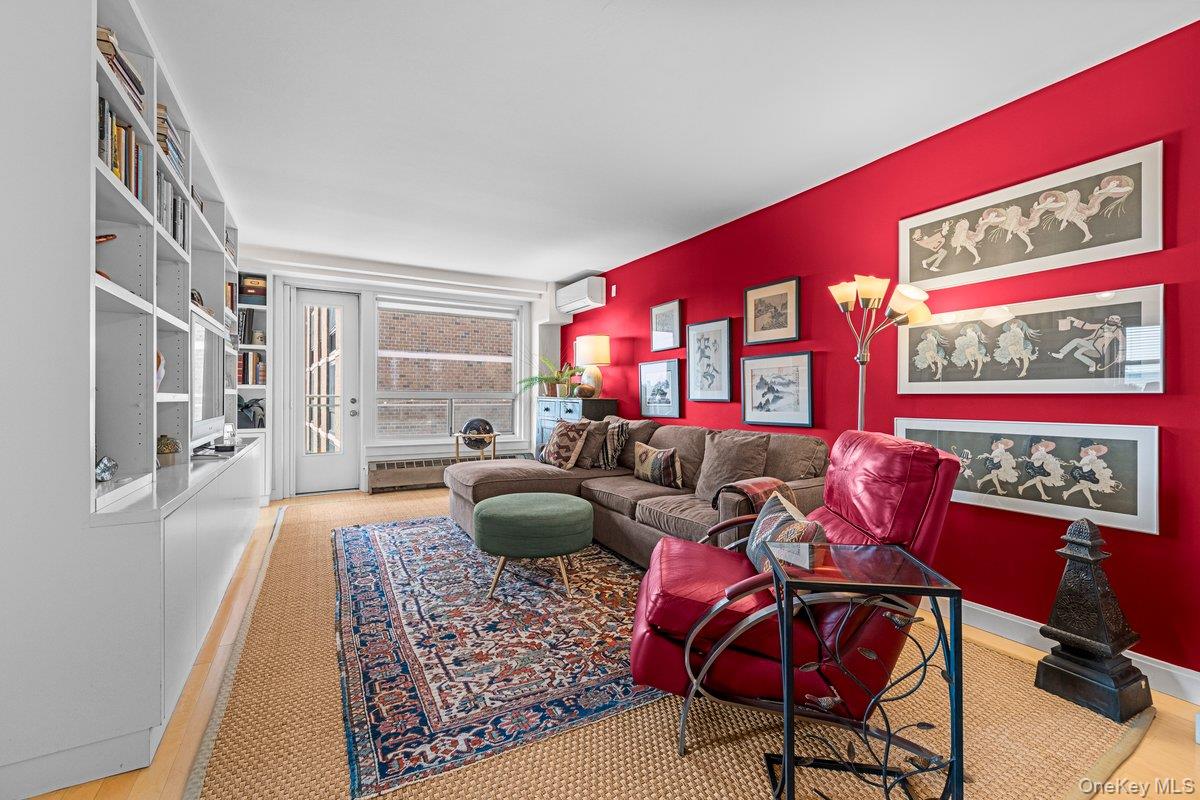 2575 Palisade Avenue 12ab Property Photo 6
