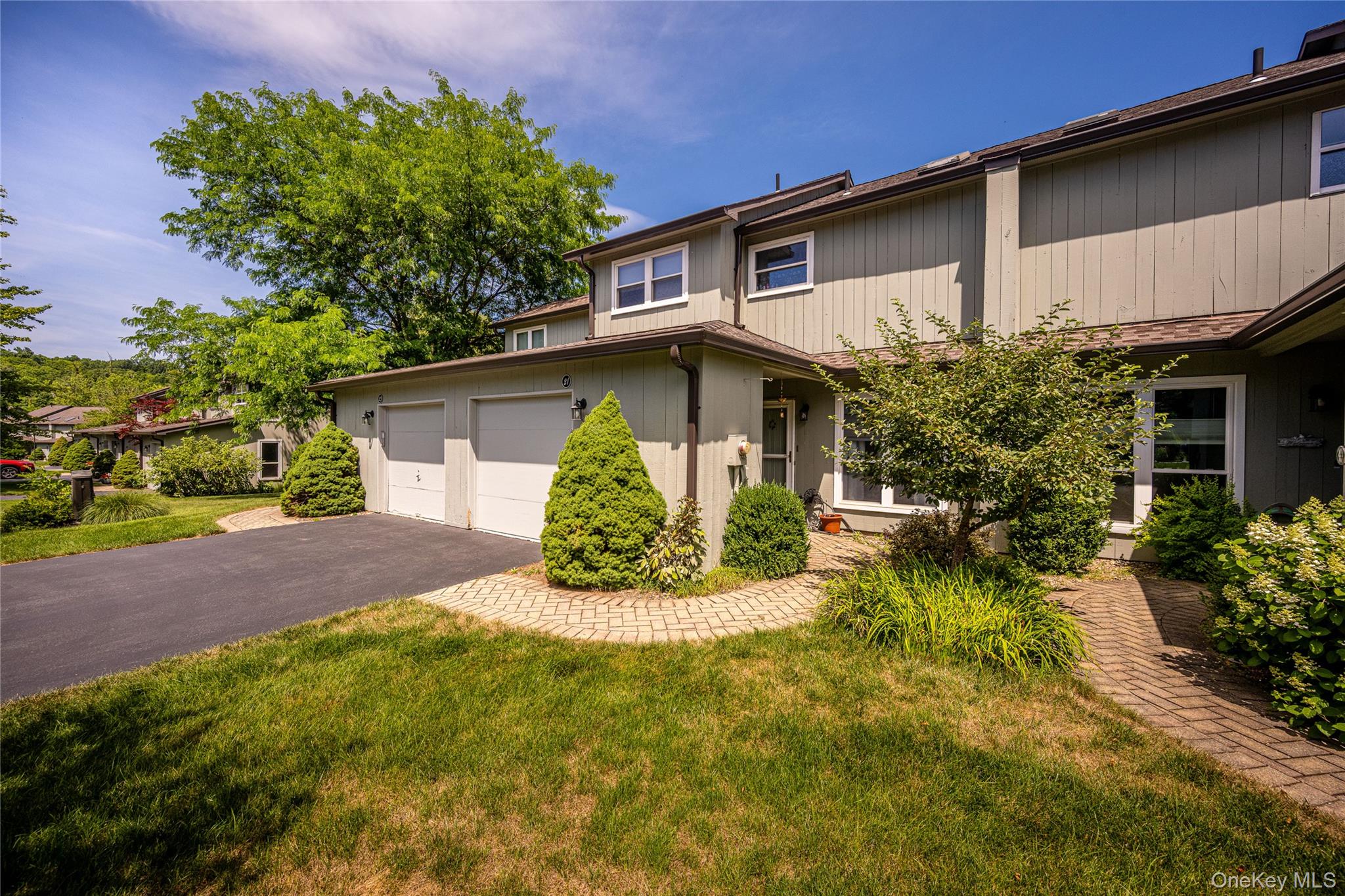 21 Pond Drive Property Photo 2