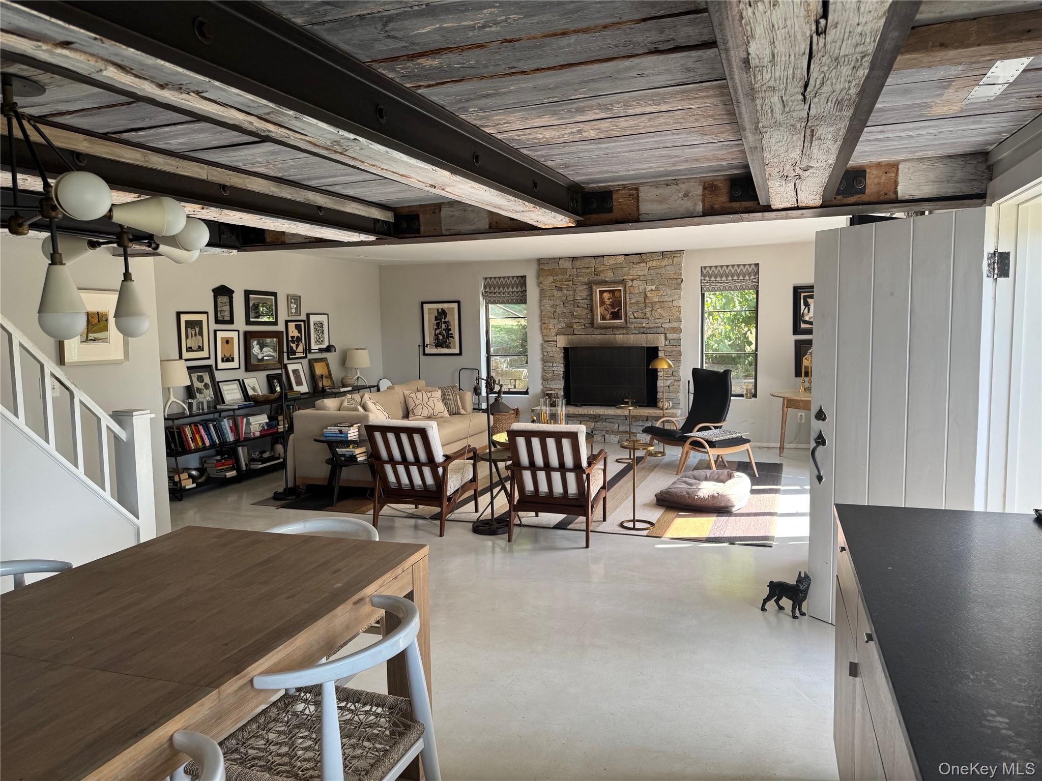 314 Schoolhouse Road Property Photo 8