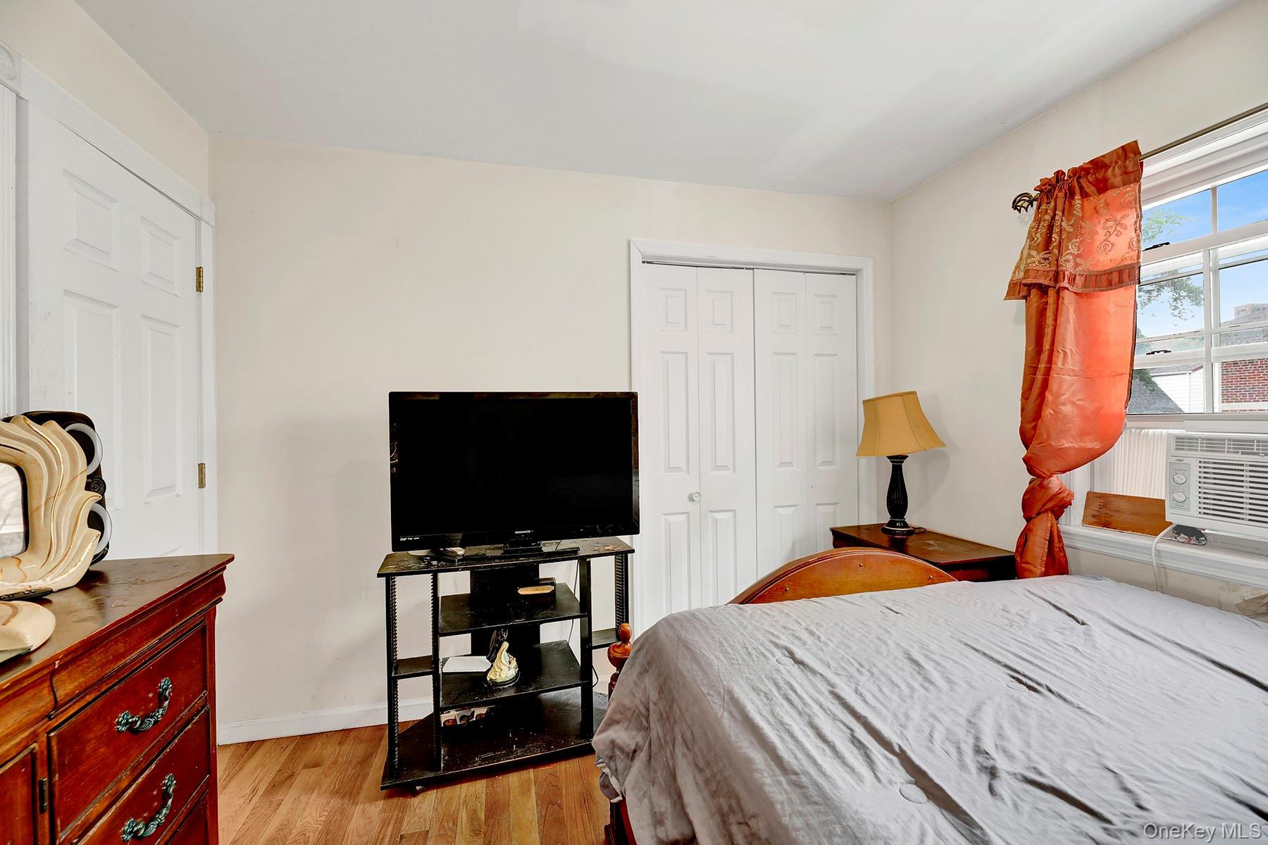 15714 Baisley Boulevard Property Photo 15