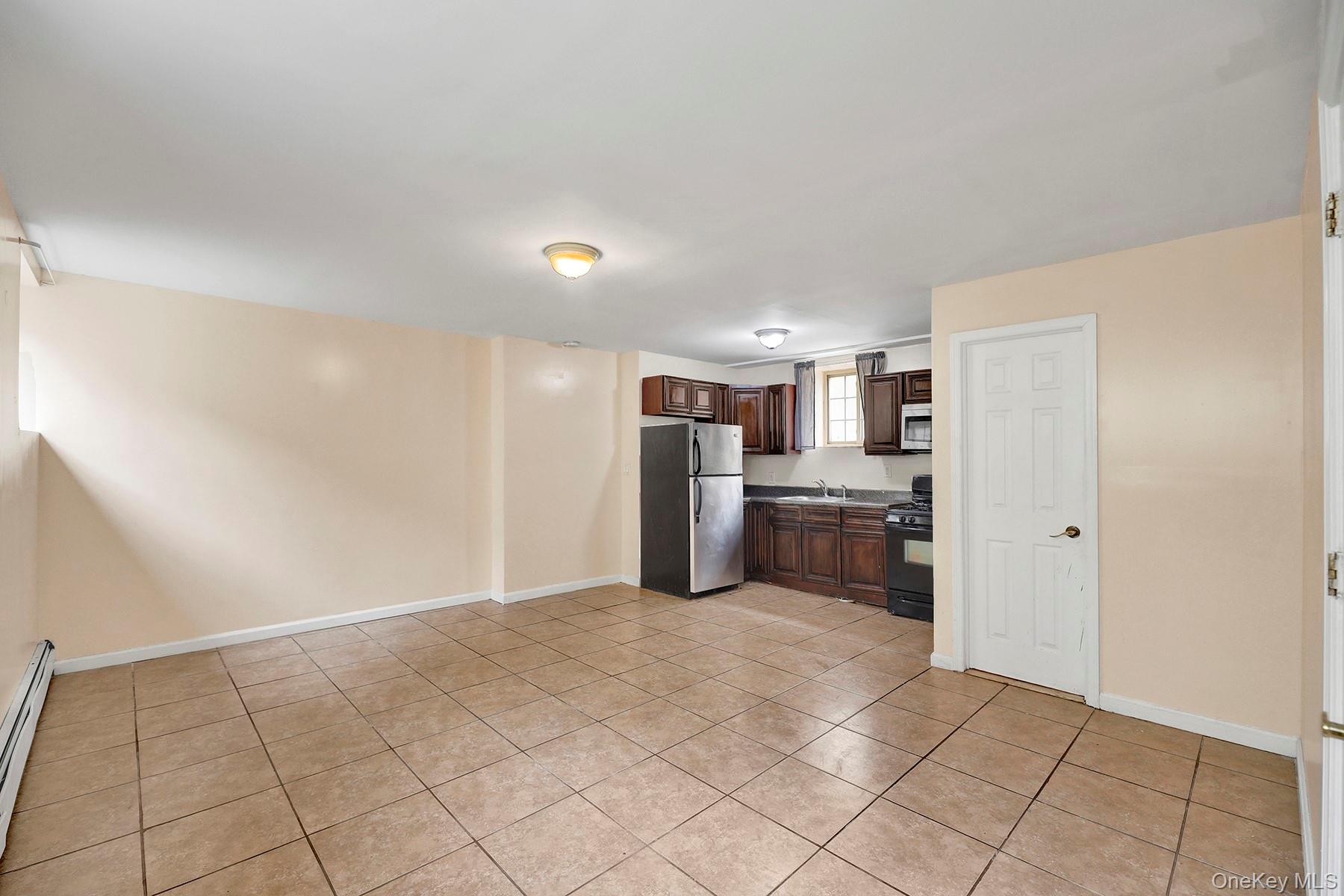 15714 Baisley Boulevard Property Photo 28