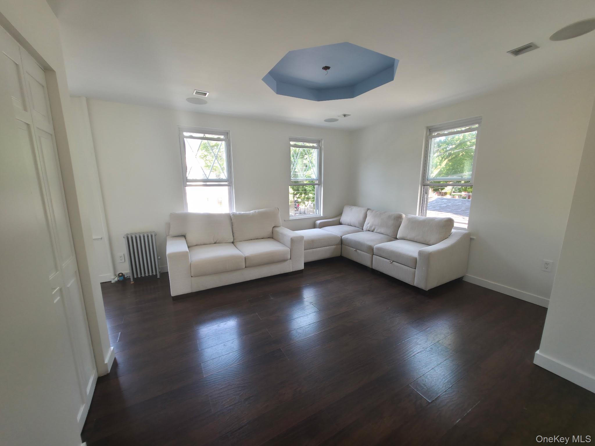 10648 97th Street Property Photo 2
