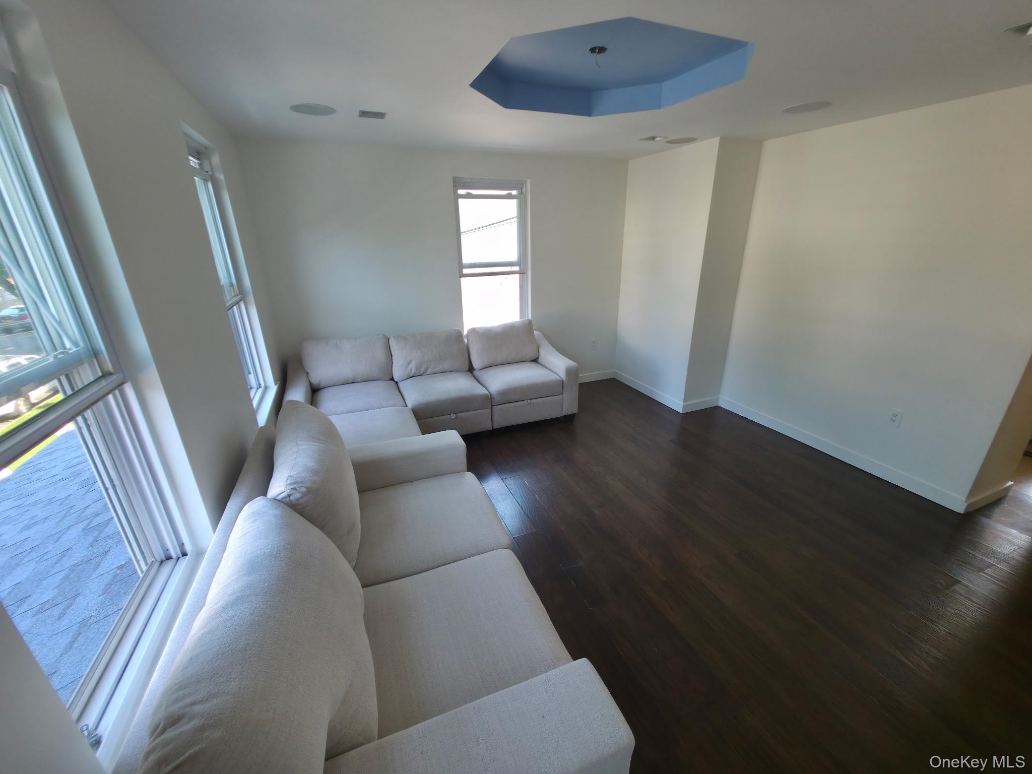 10648 97th Street Property Photo 3