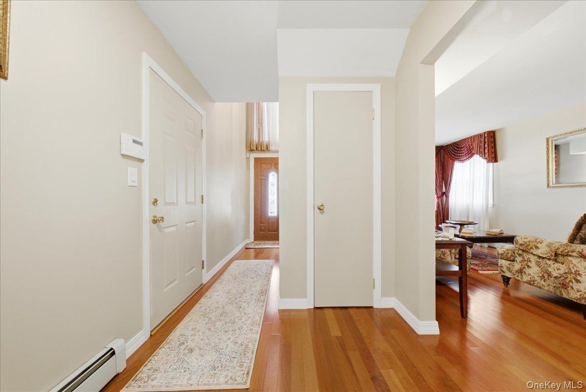 2410 Lodovick Avenue Property Photo 5