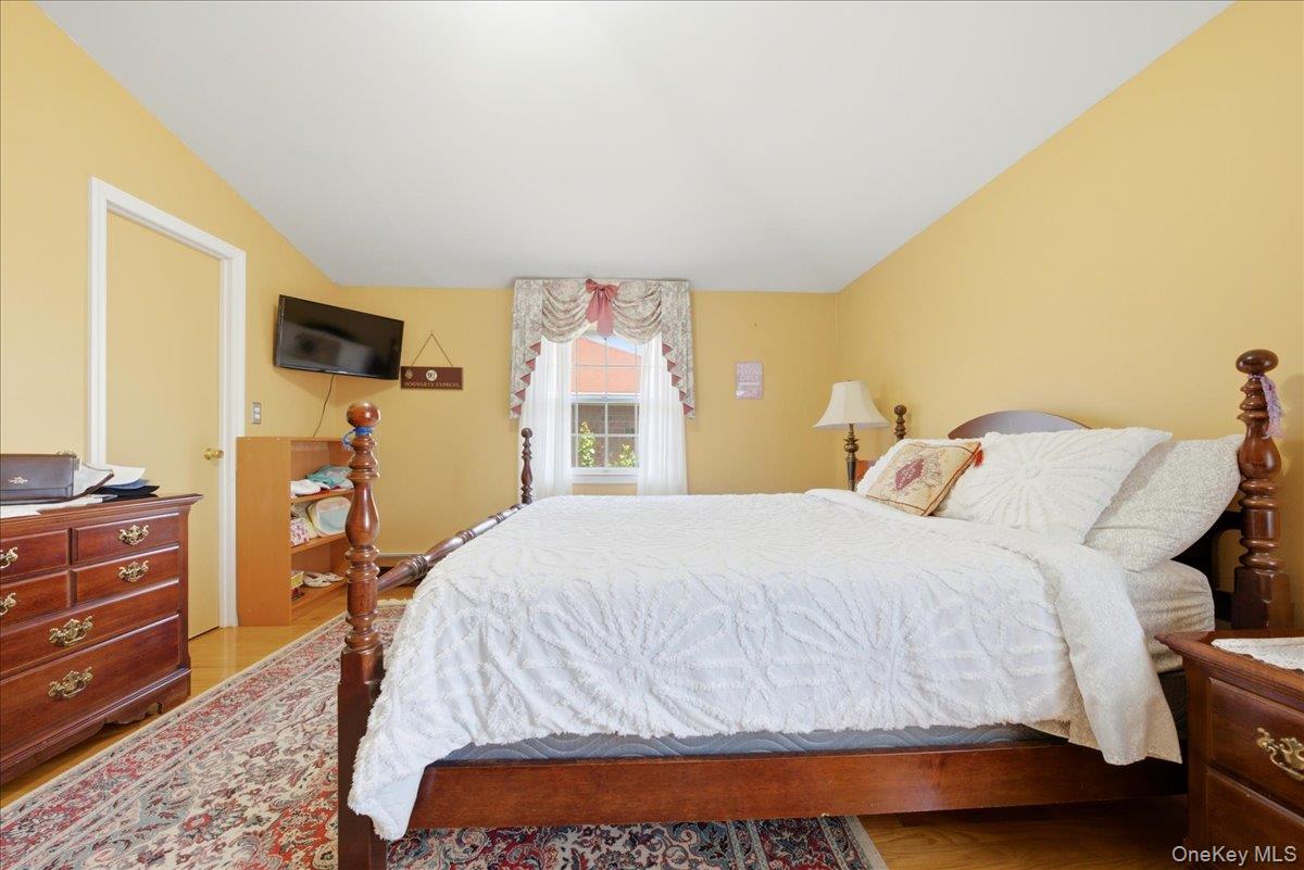 2410 Lodovick Avenue Property Photo 27