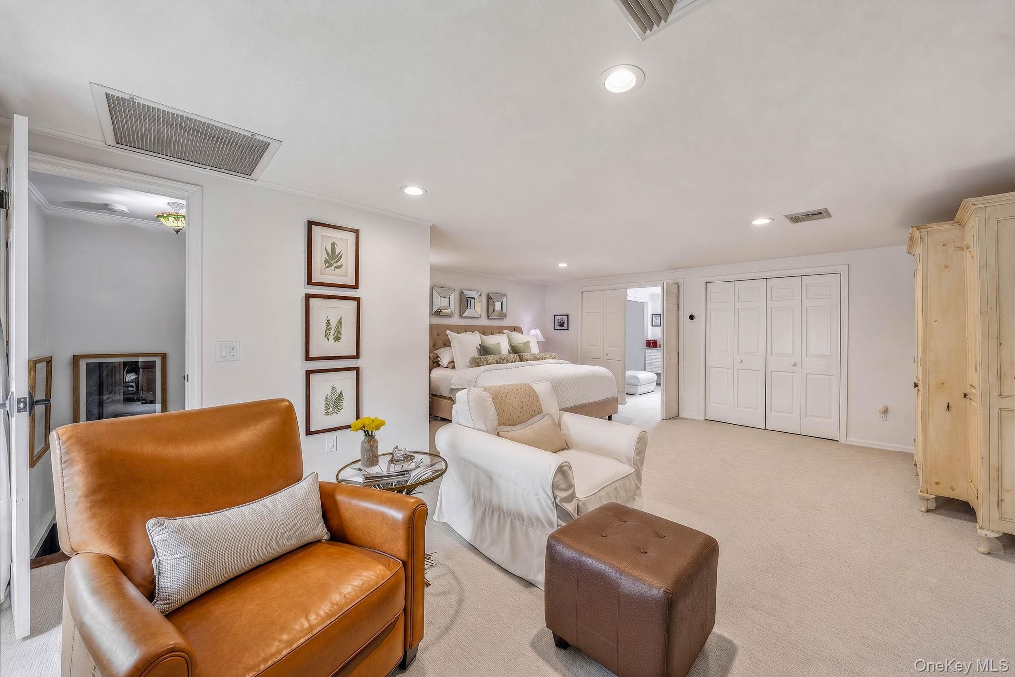 312 Riverside Drive Property Photo 20