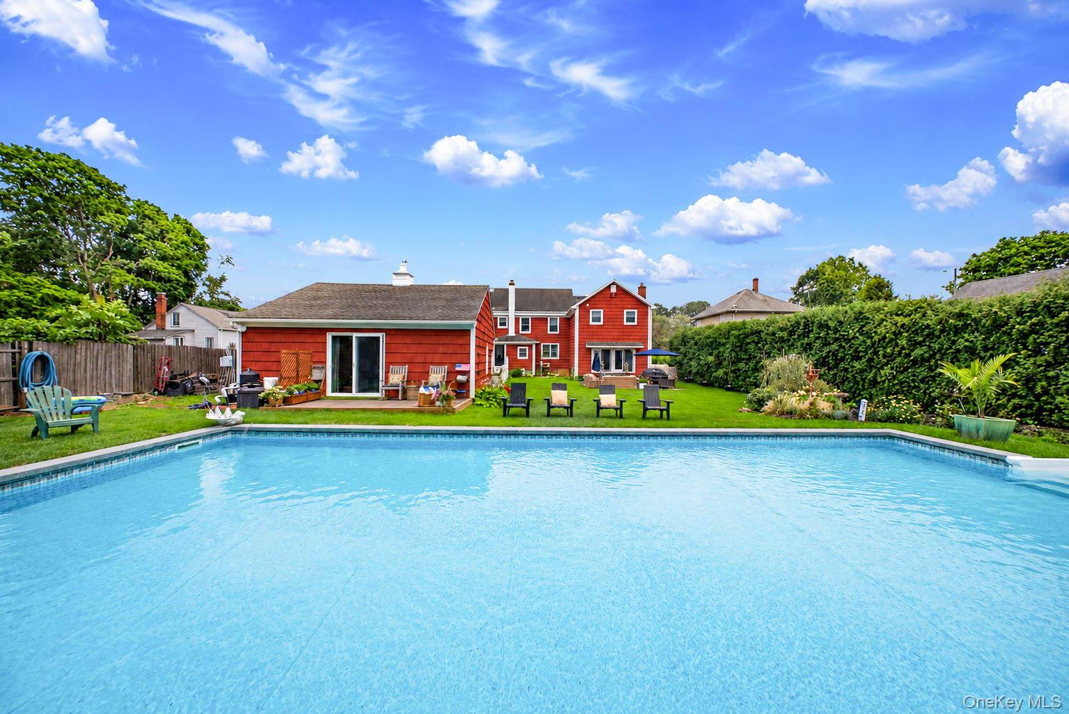 312 Riverside Drive Property Photo 44