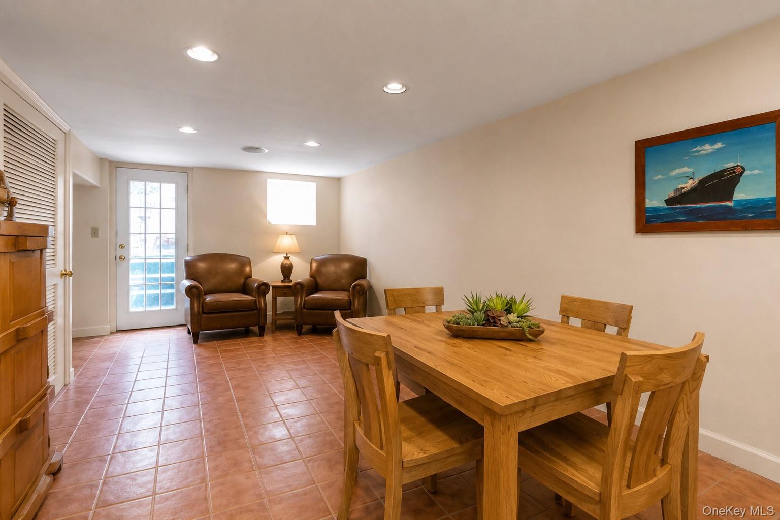 71-27 68th Street Property Photo 19