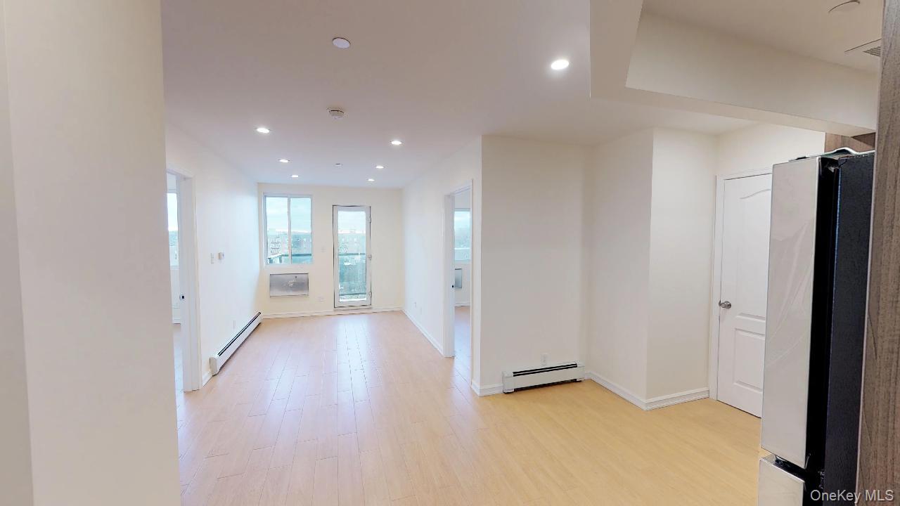 67-19 Austin Street 5a Property Photo 2