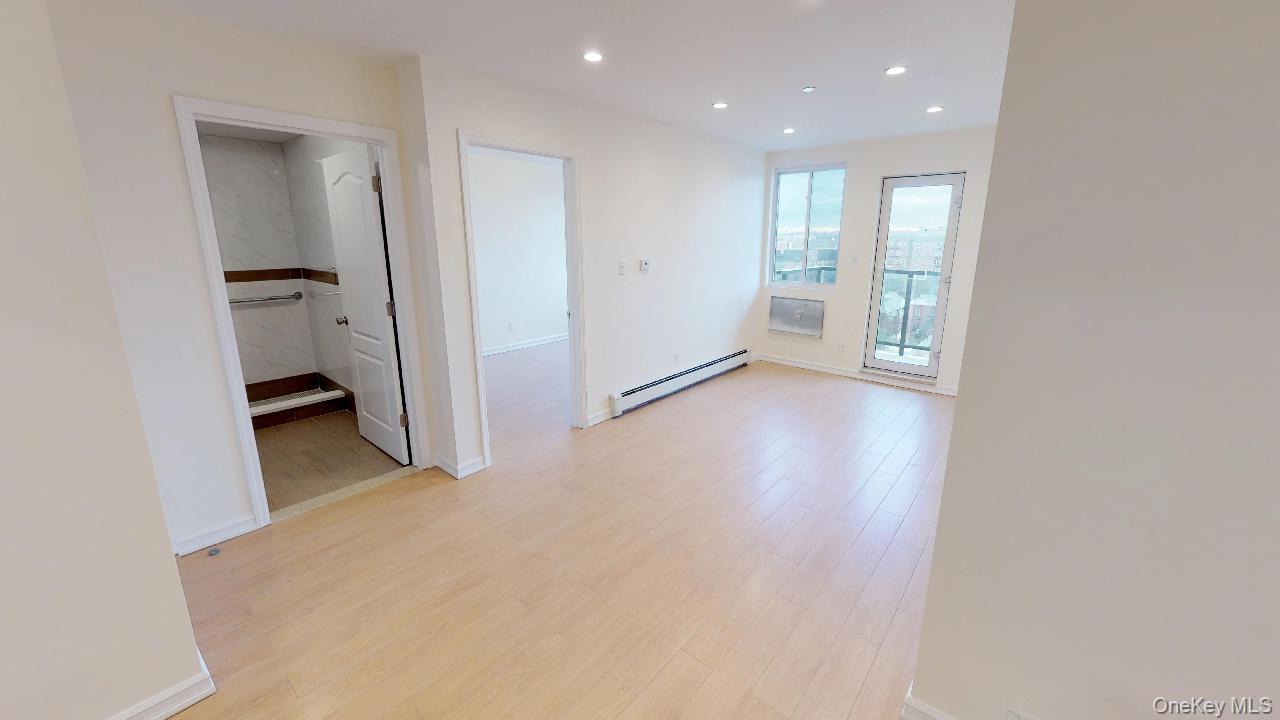 67-19 Austin Street 5a Property Photo 5