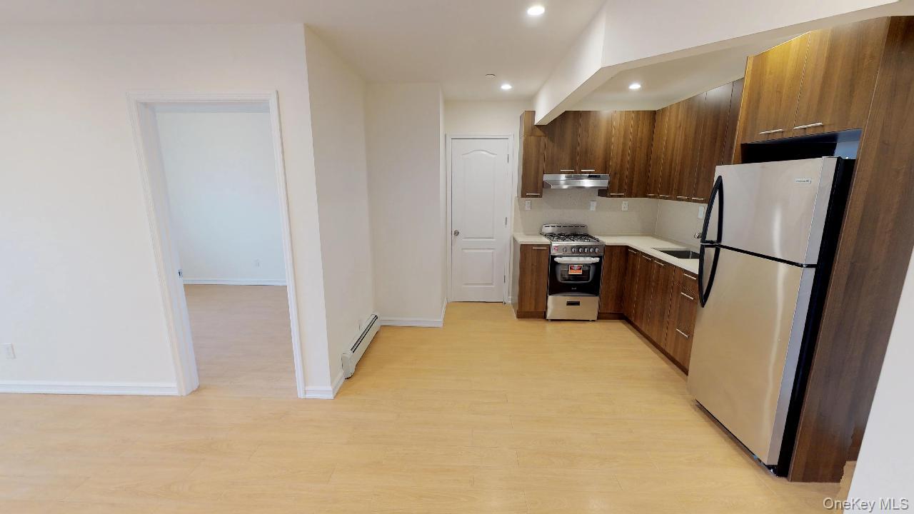 67-19 Austin Street 5a Property Photo 8