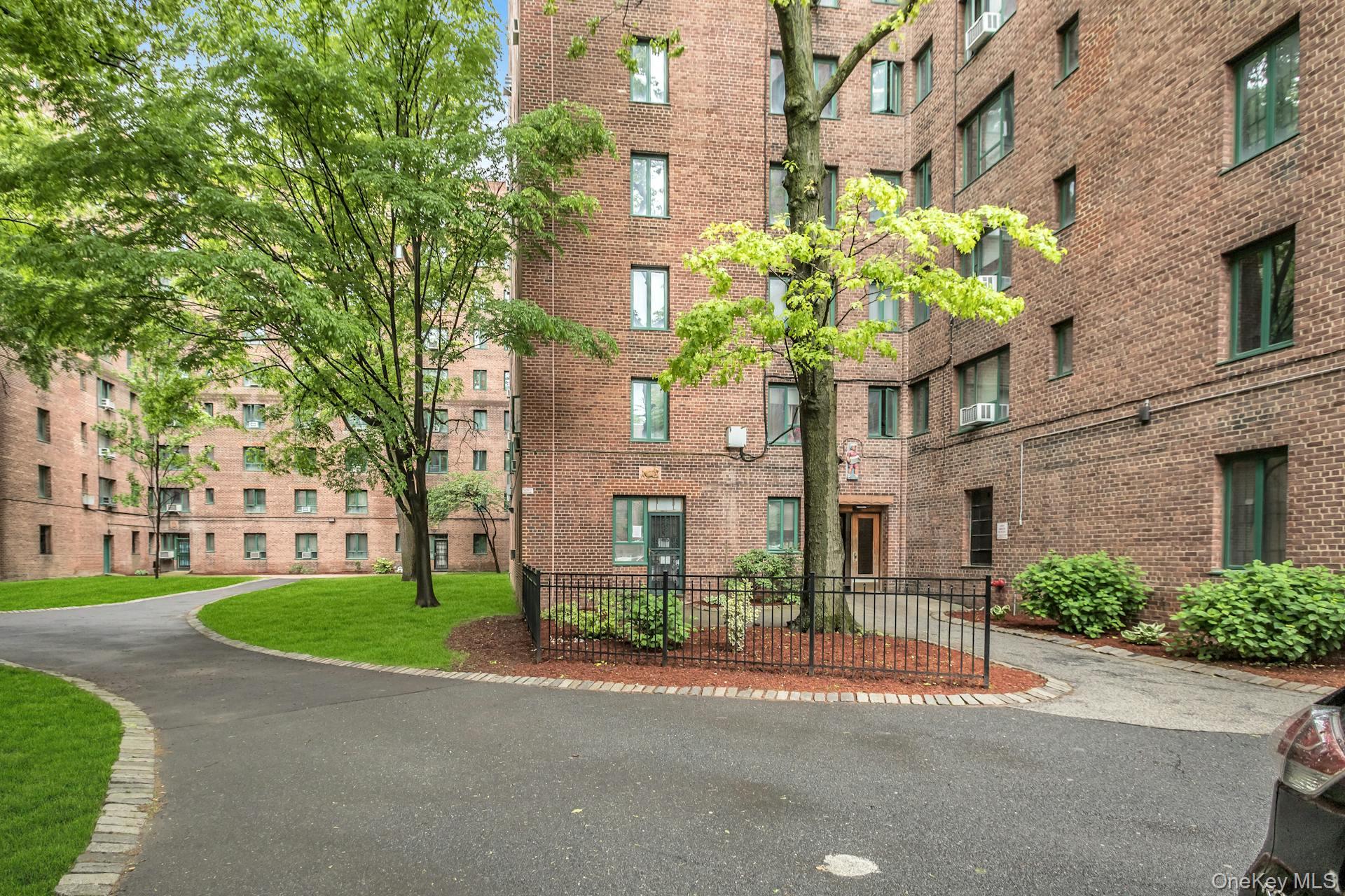 1579 Metropolitan Avenue 3B Property Photo 1