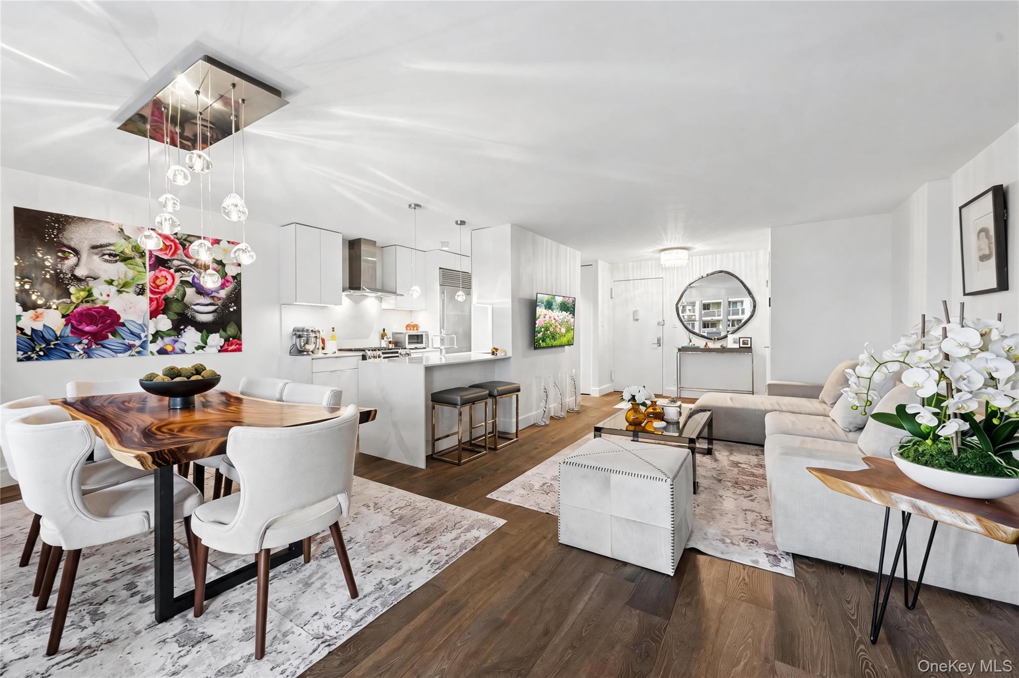 1805 215th Street 2g Property Photo 3