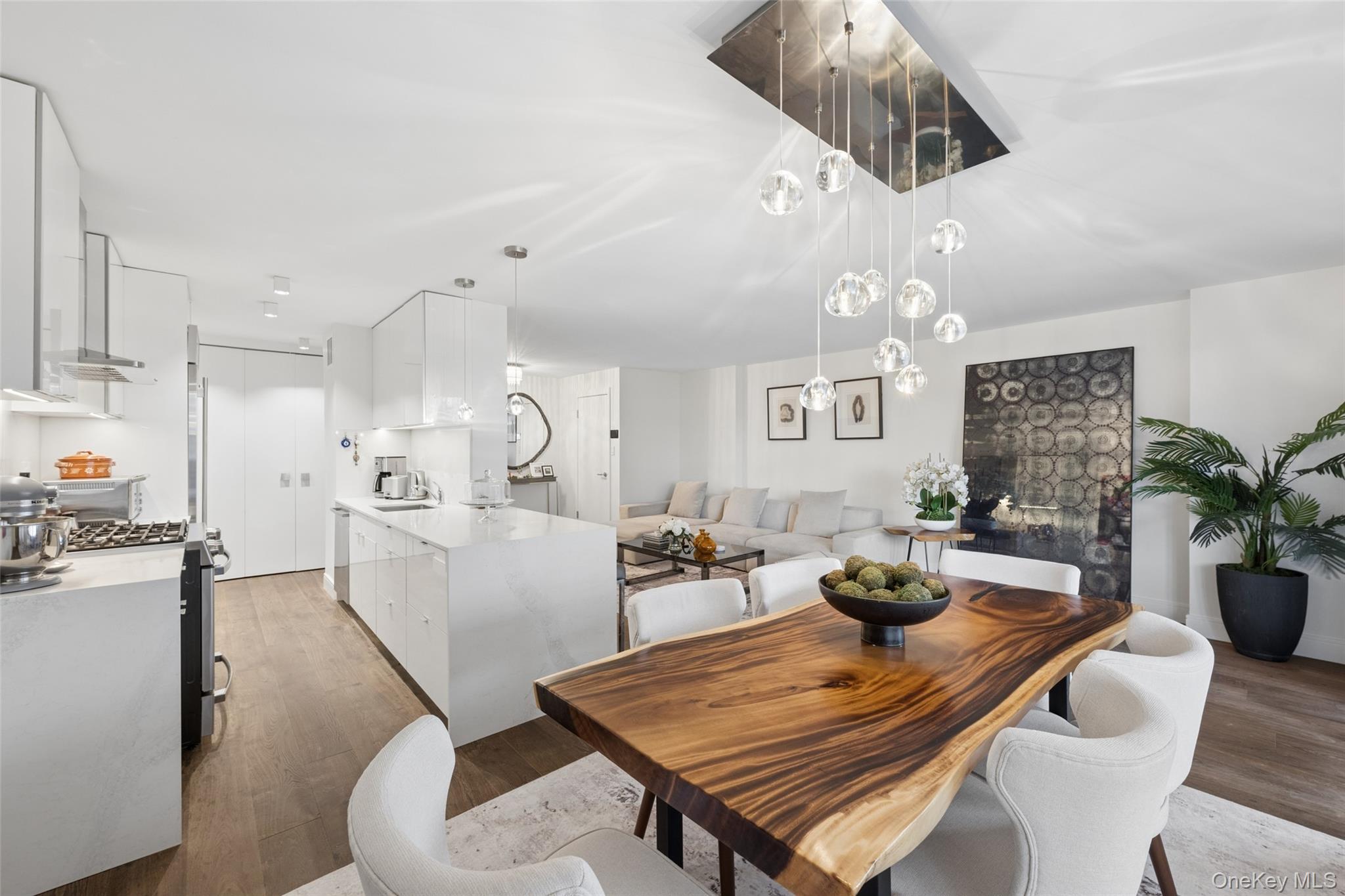 1805 215th Street 2g Property Photo 5