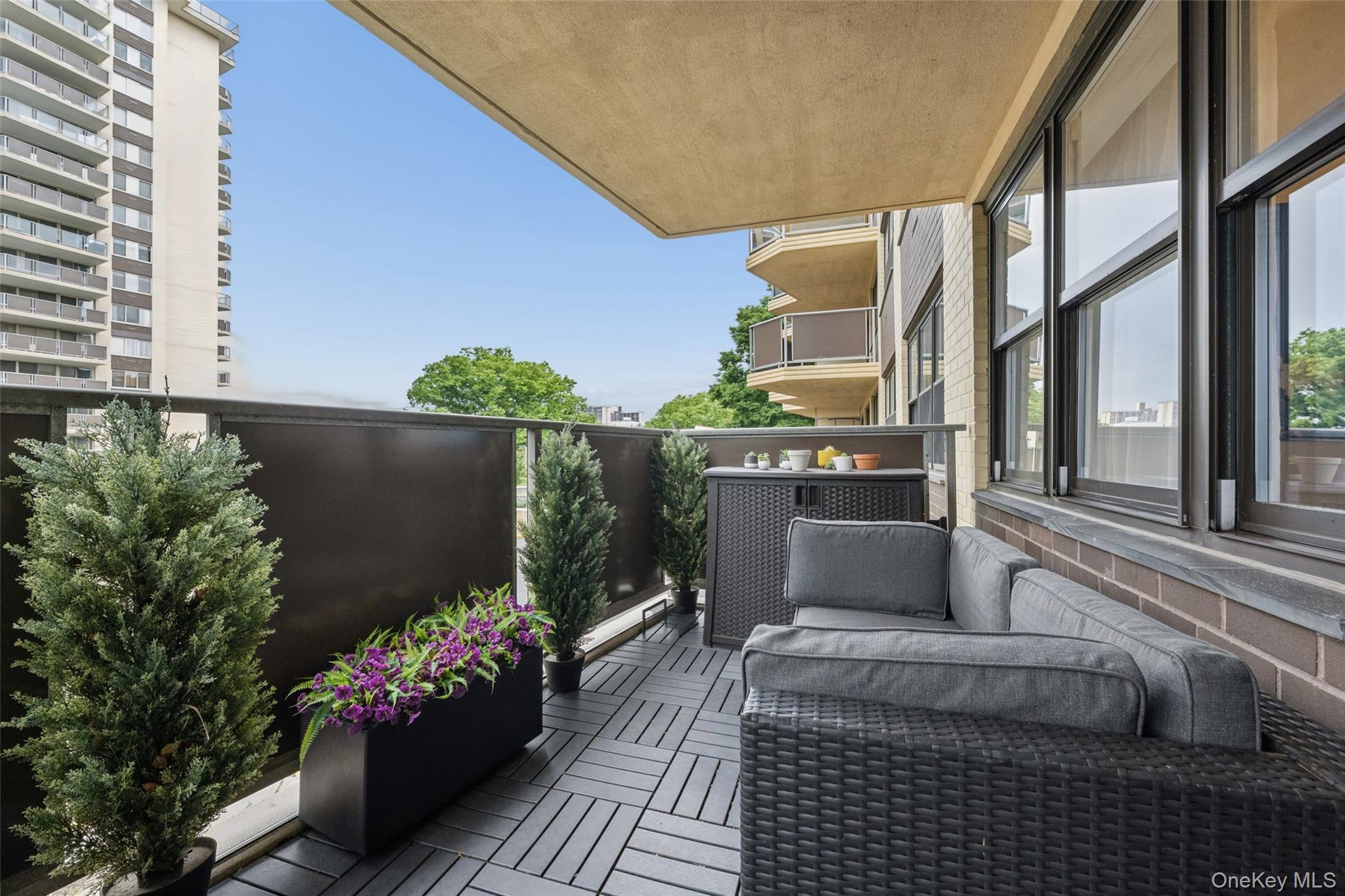 1805 215th Street 2g Property Photo 17
