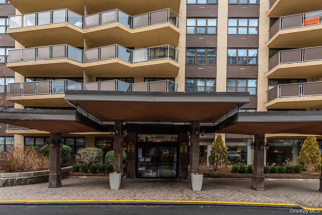 1805 215th Street 2g Property Photo 28