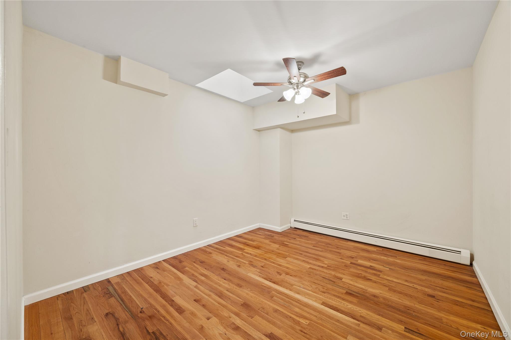 10 Pennyfield Avenue 5c Property Photo 11