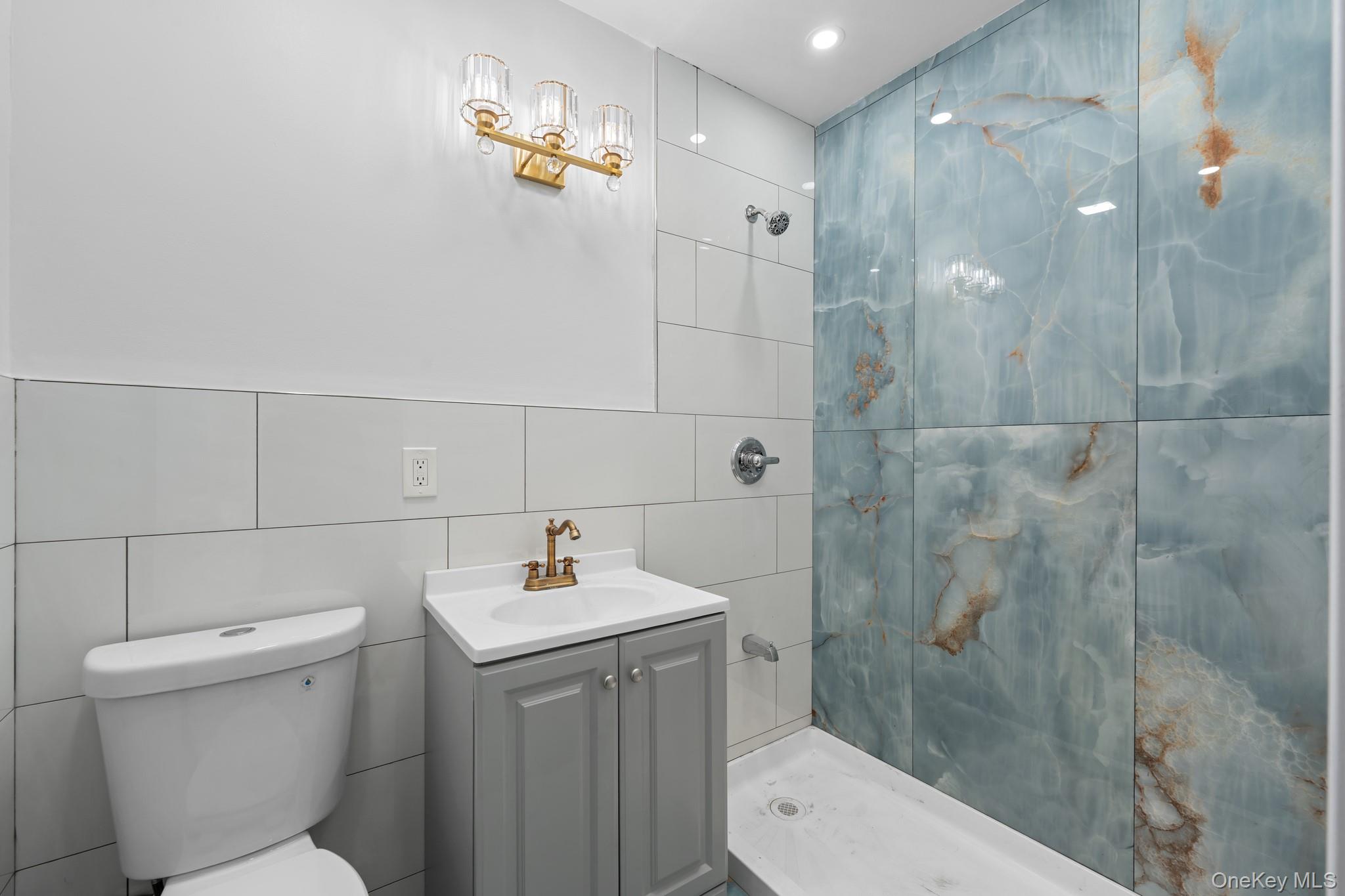 17915 134th Avenue Property Photo 4