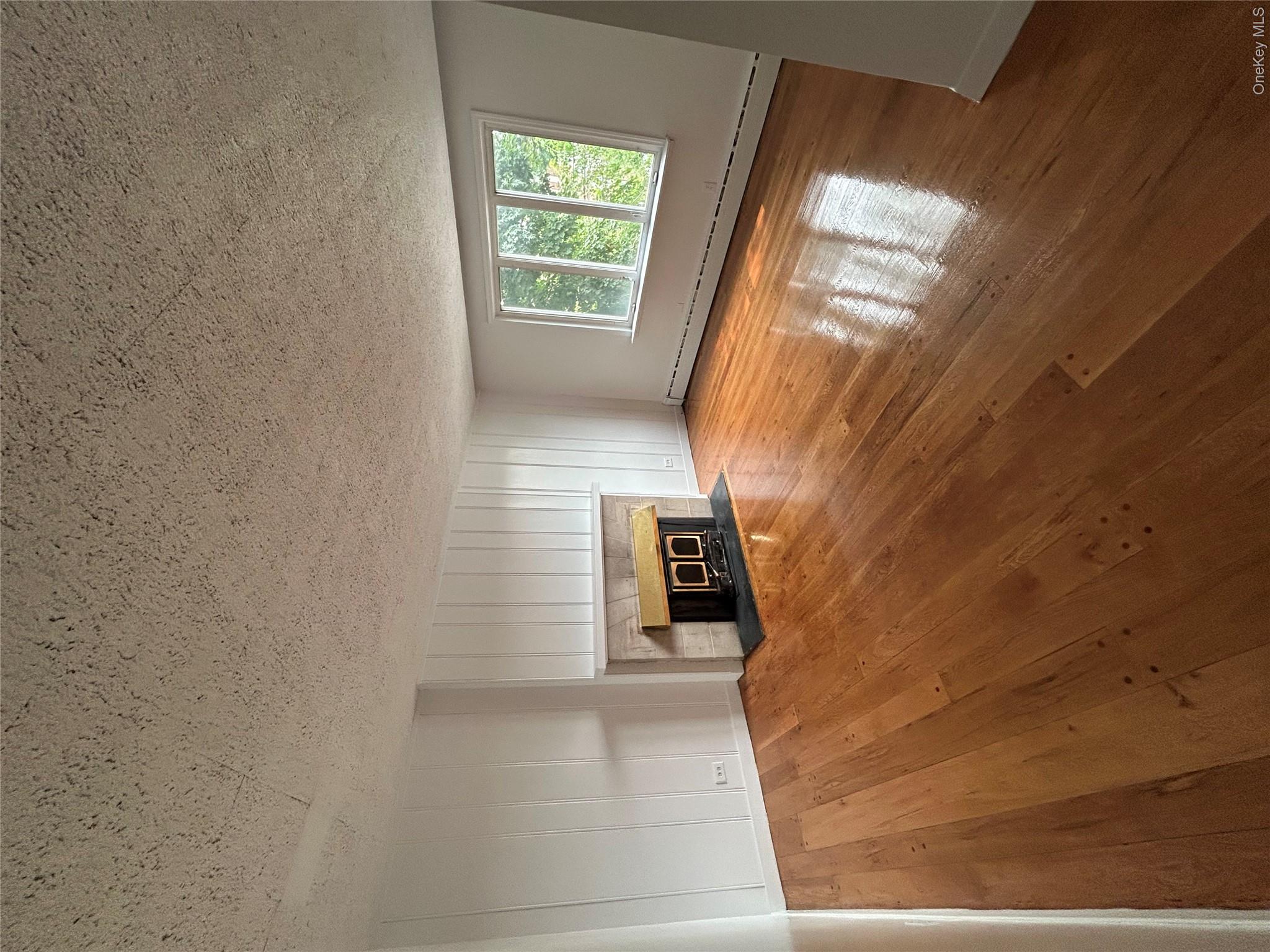 141 Sterling Avenue Property Photo 8