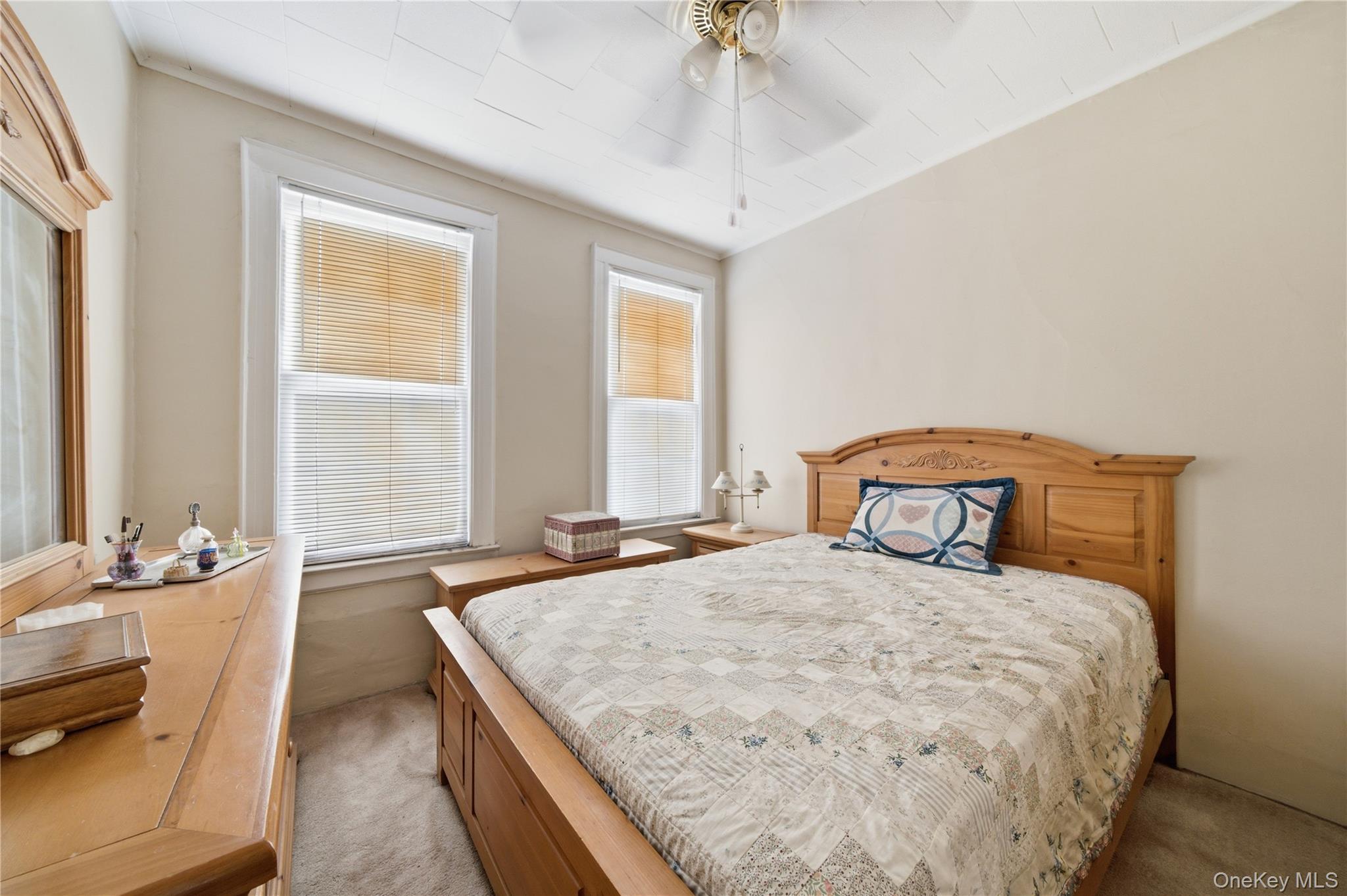 66-28 75th Street Property Photo 4