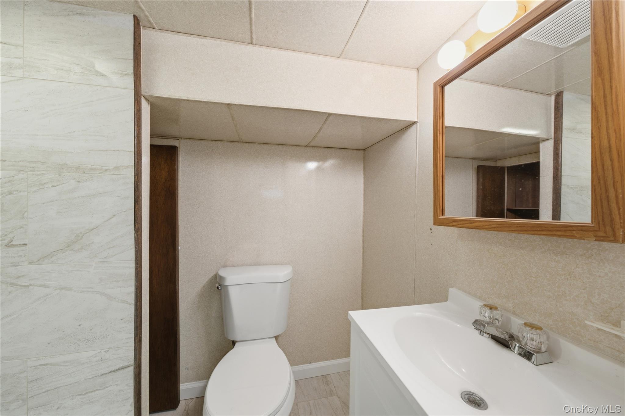 66-28 75th Street Property Photo 9