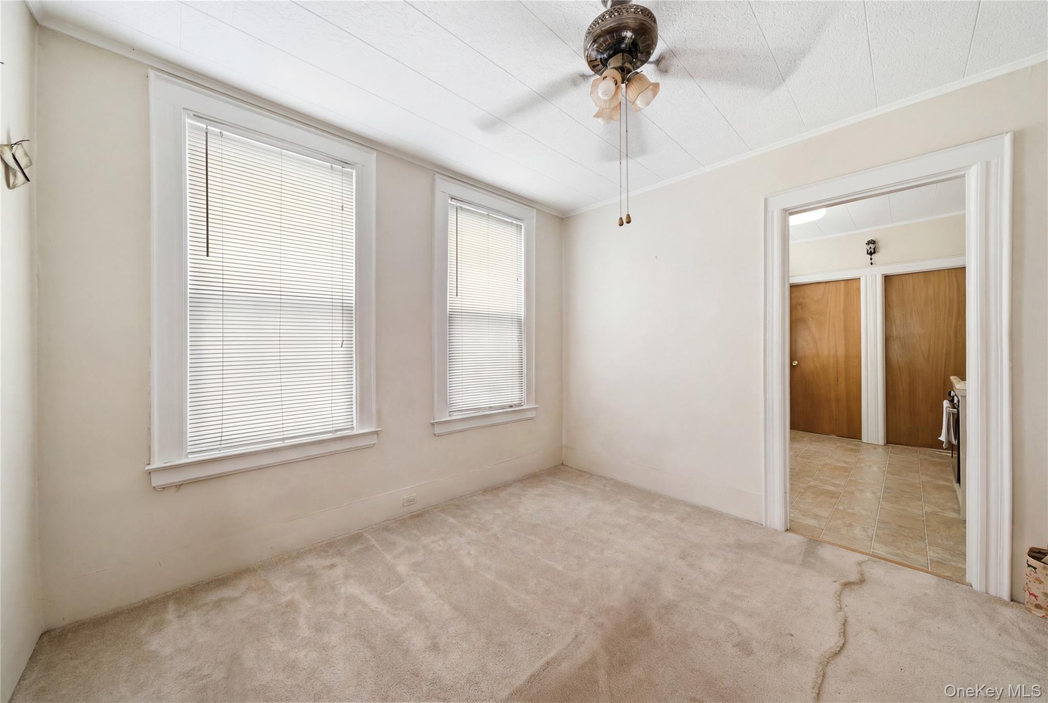 66-28 75th Street Property Photo 10